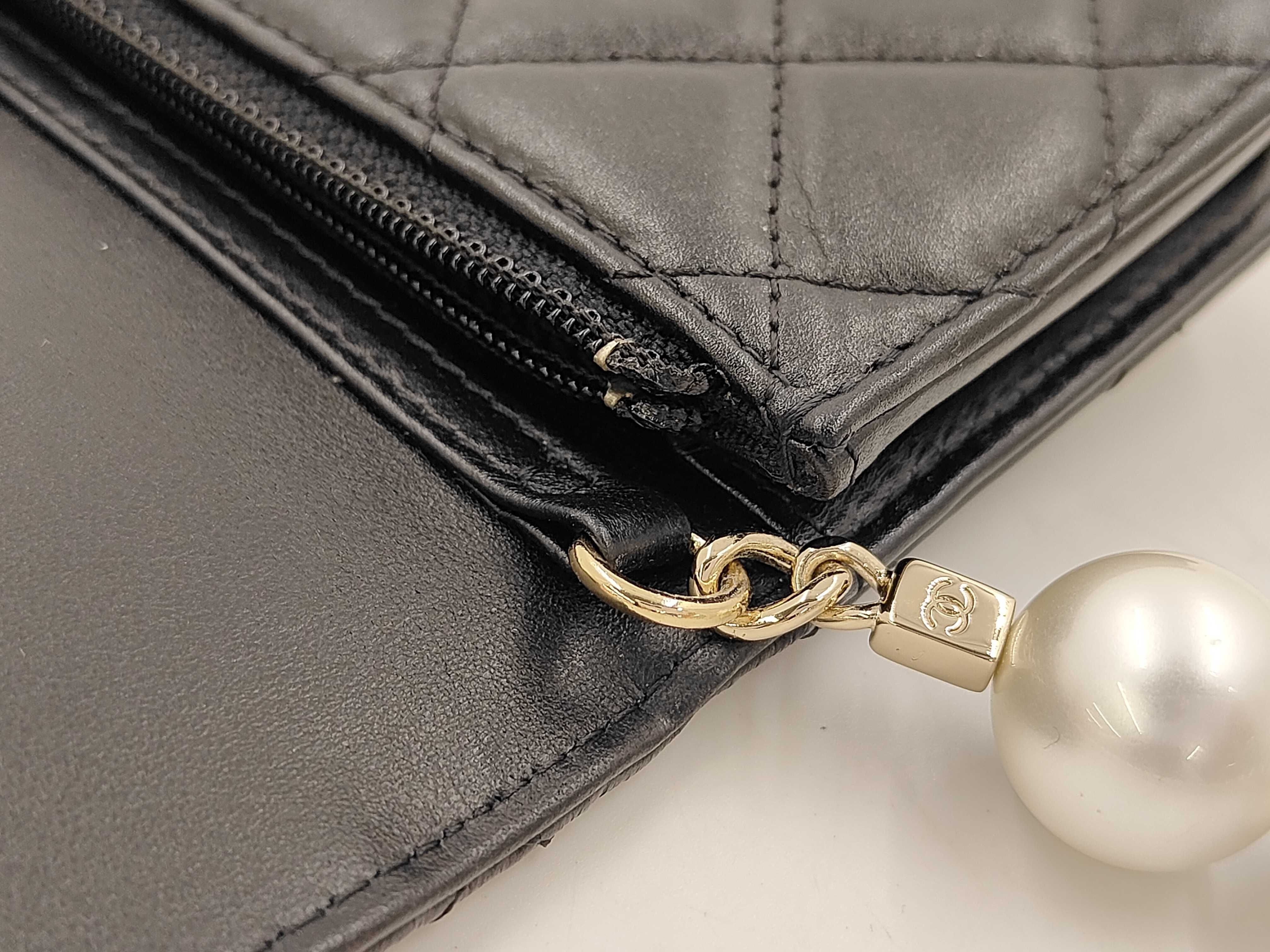 Matelassé Pearl Shoulder Bag — view 5