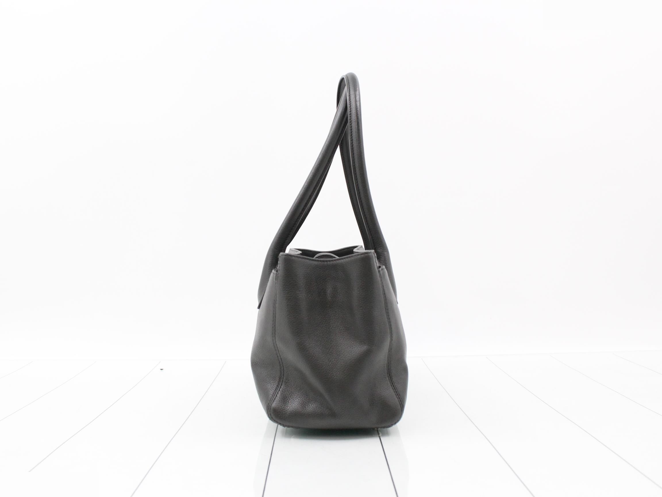 Executive Leather Tote Bag, Silver Hardware, Serial Number 17 — view 4