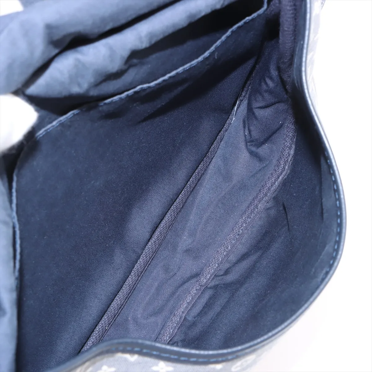 Monogram Idille Saumur MM M40673 MB2102 Gray — view 6