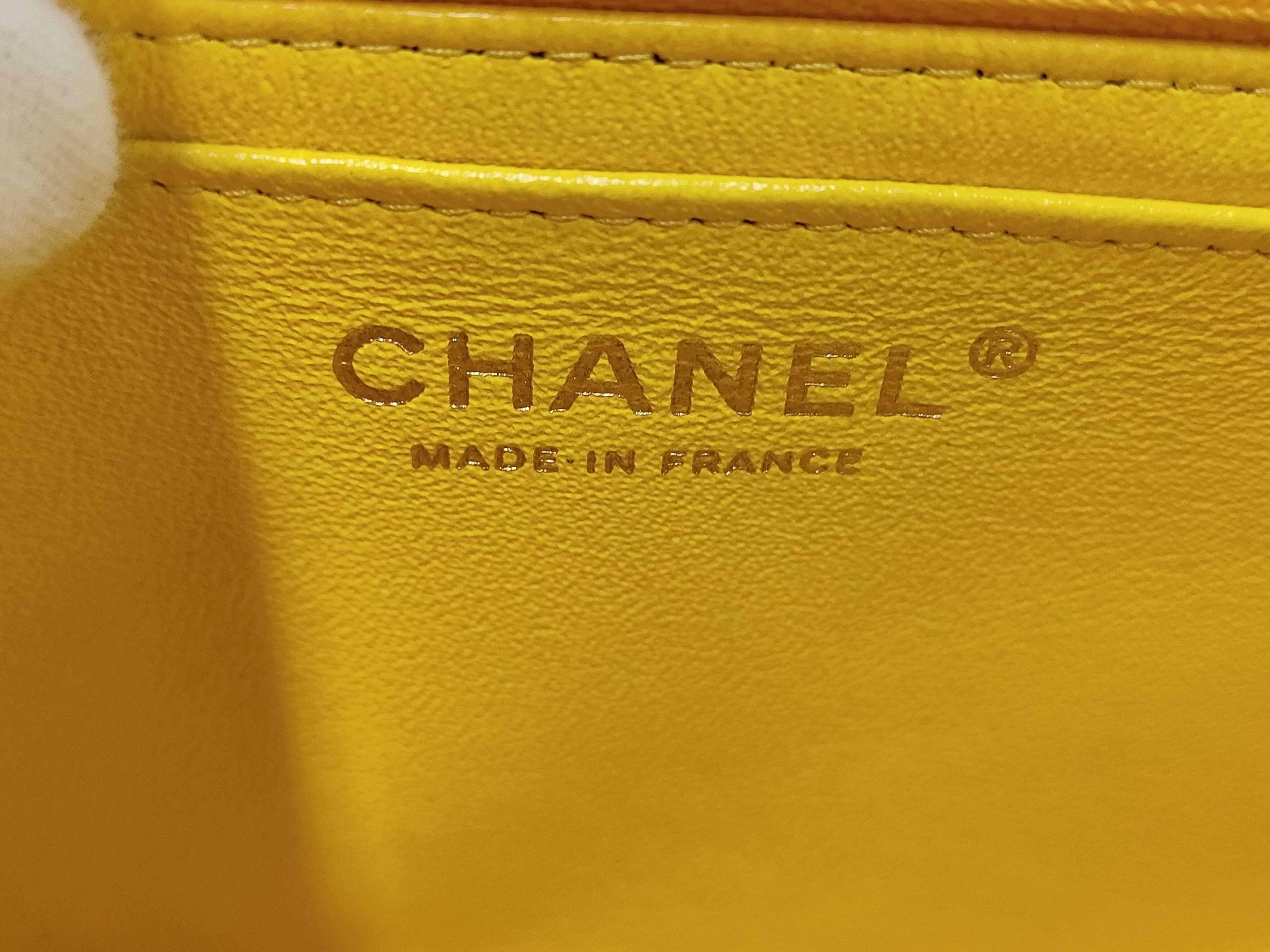 Matelassé Single Flap Fabric Shoulder Bag (with serial number card) — view 12