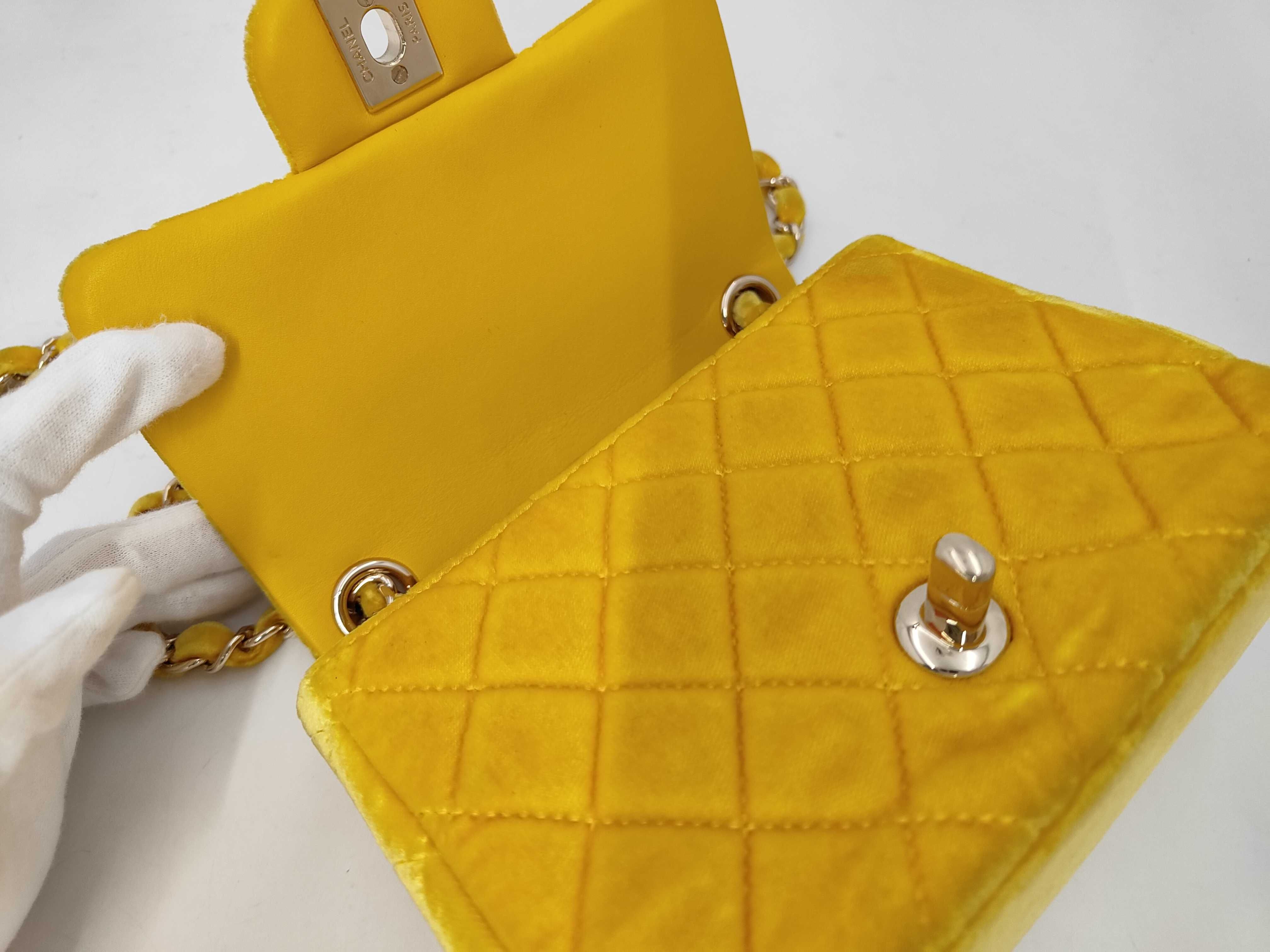 Matelassé Single Flap Fabric Shoulder Bag (with serial number card) — view 8