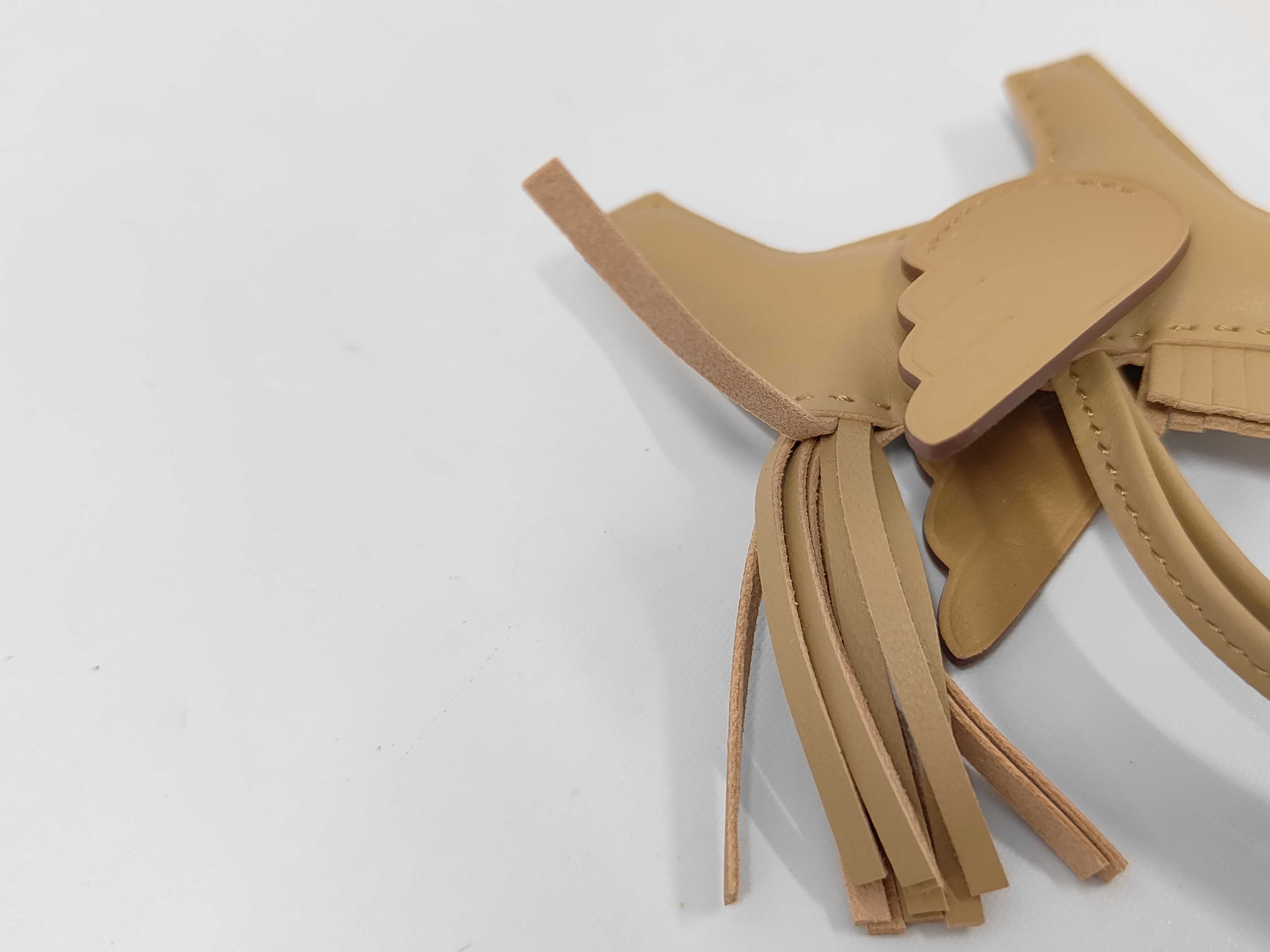 Pegasus W Charm — view 8