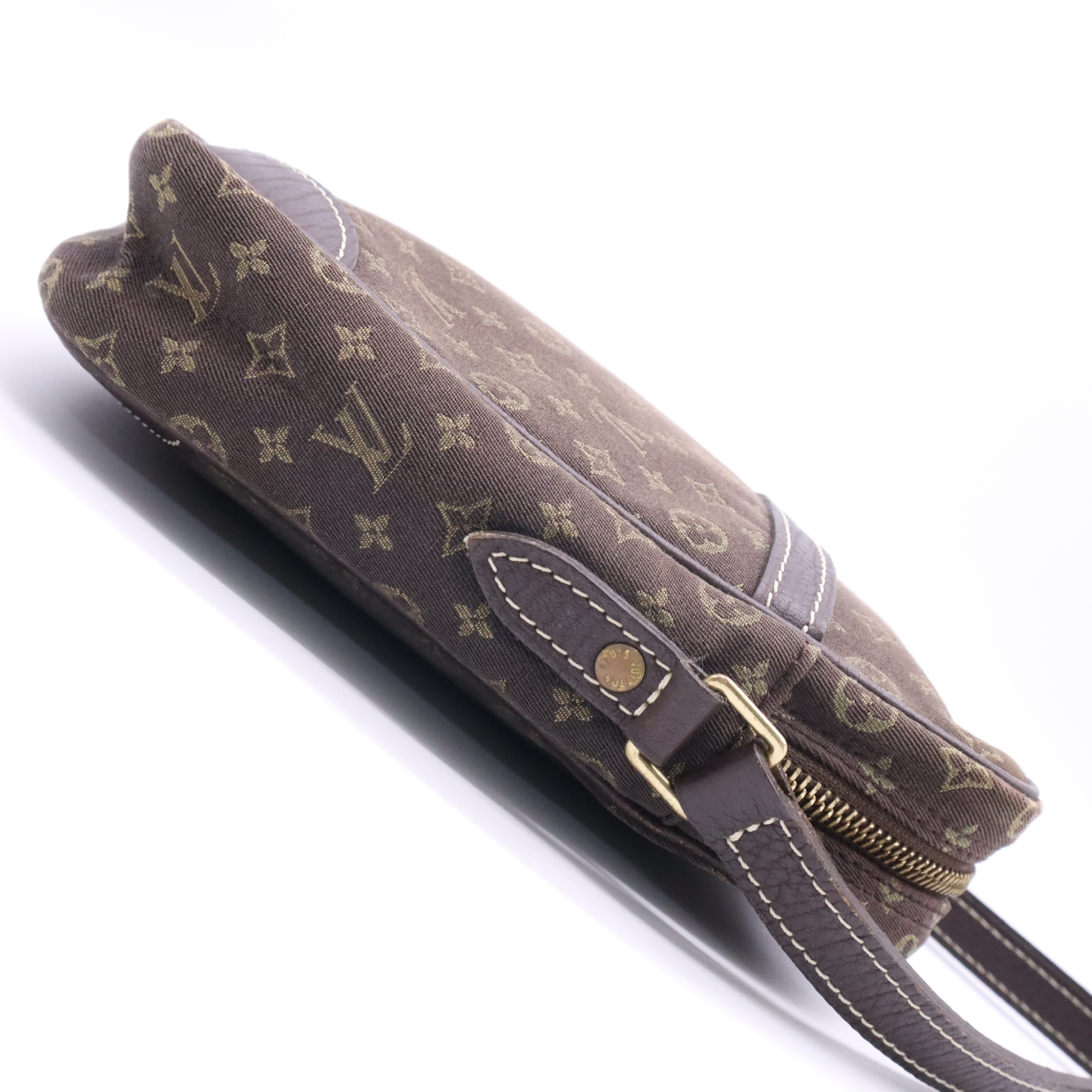 Monogram Mini Landa Nube M95228 Shoulder Bag — view 4