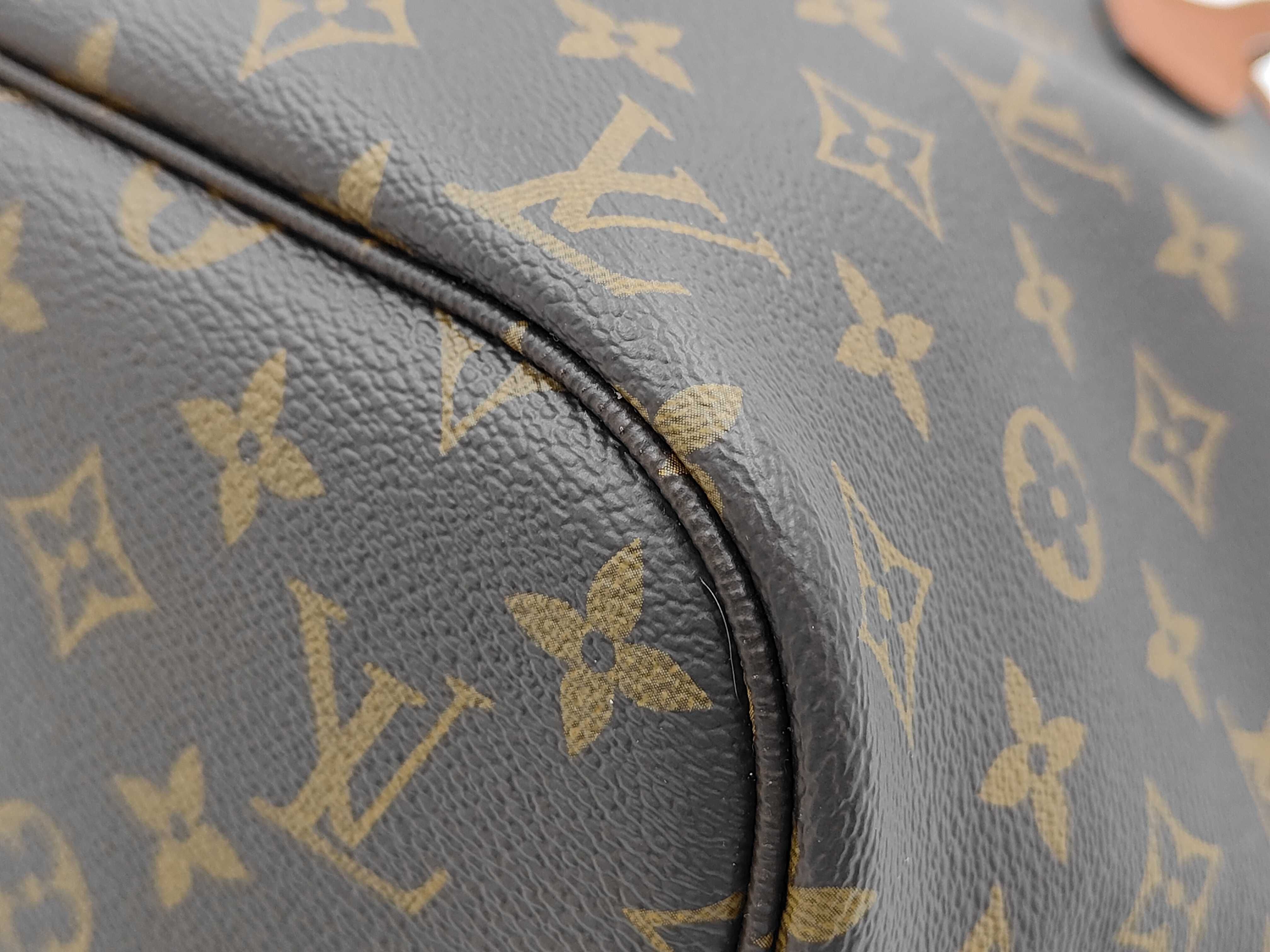 Monogram M12061 Neverfull Inside Out MM Tote Bag — view 8