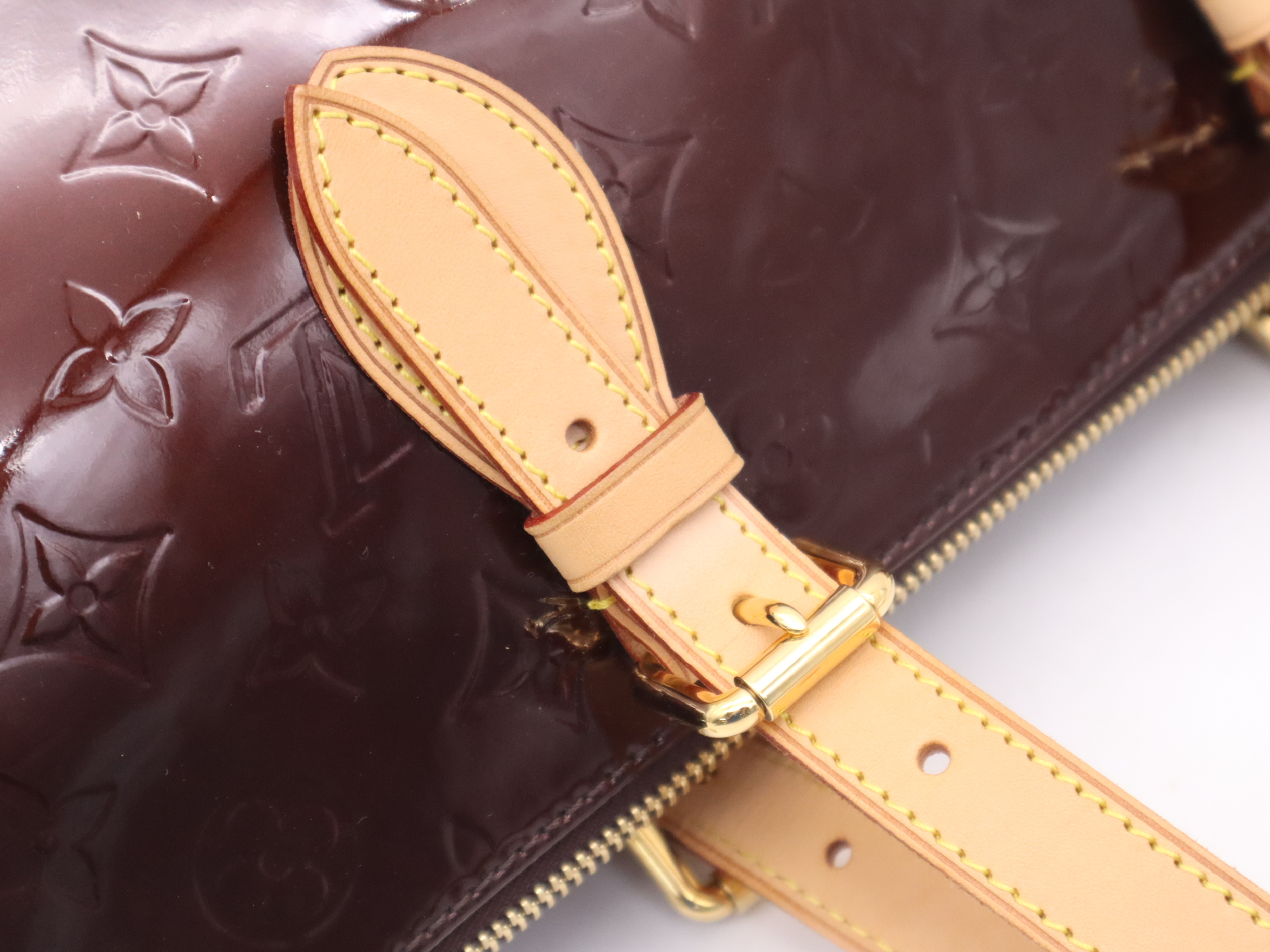 M93510 Vernis Rosewood Avenue Amarante Shoulder Bag — view 7