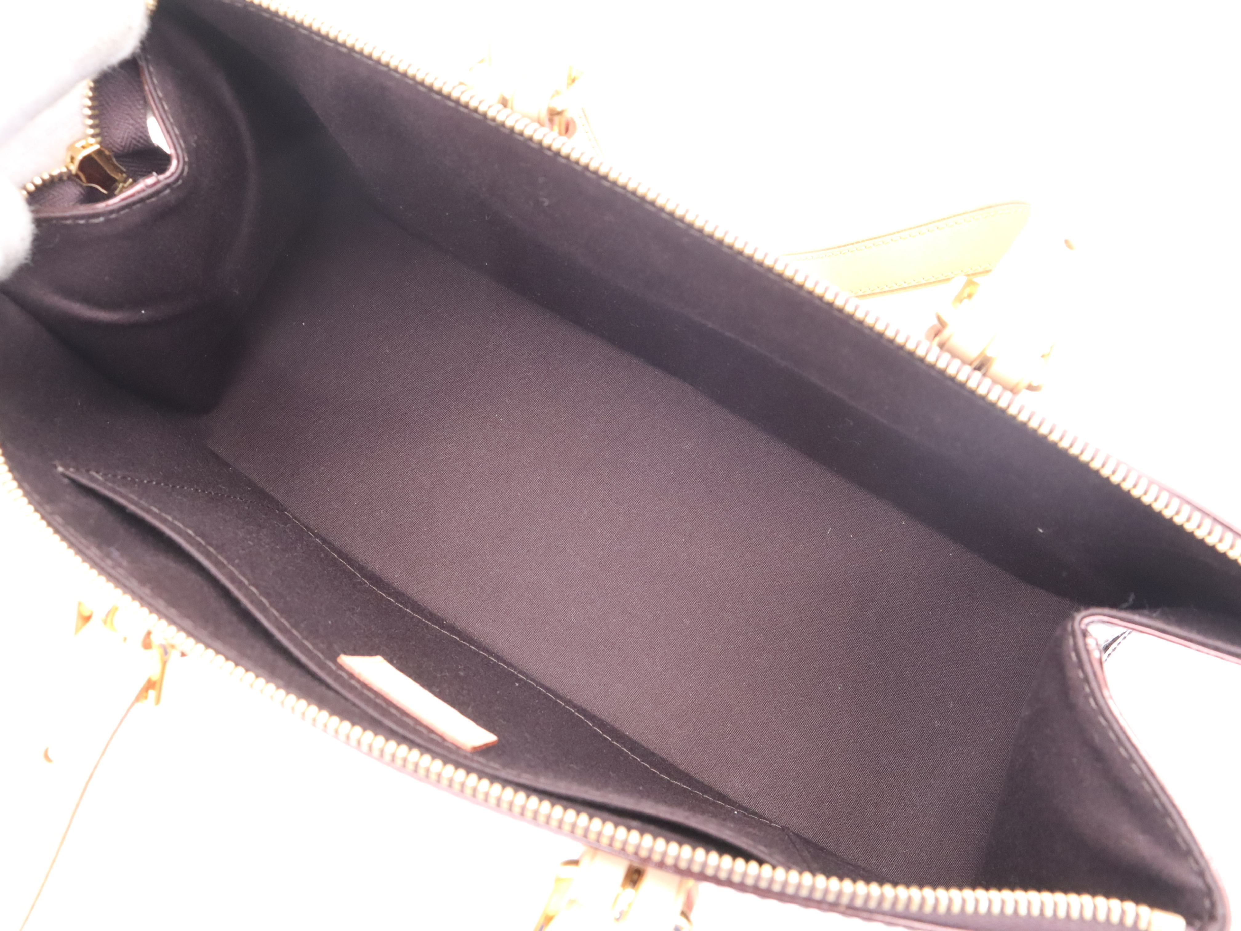 M93510 Vernis Rosewood Avenue Amarante Shoulder Bag — view 10