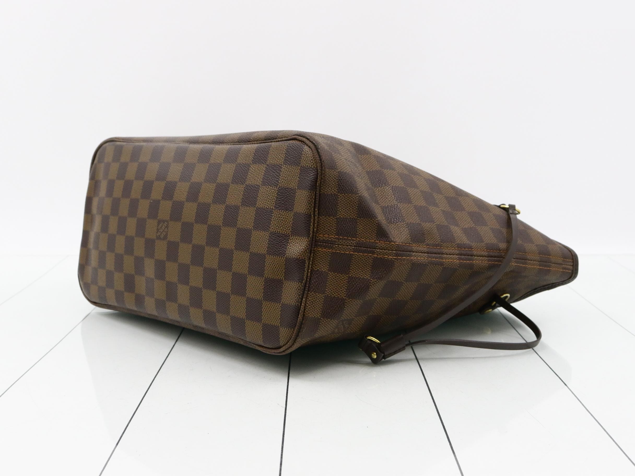 Damier Neverfull MM Tote Bag CA0150 — view 6