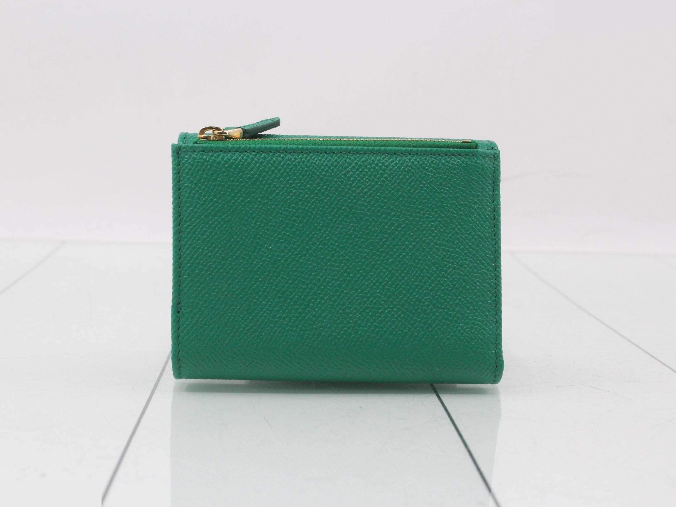 Tri-fold Wallet, some protective seals still attached, unused, green. — view 2