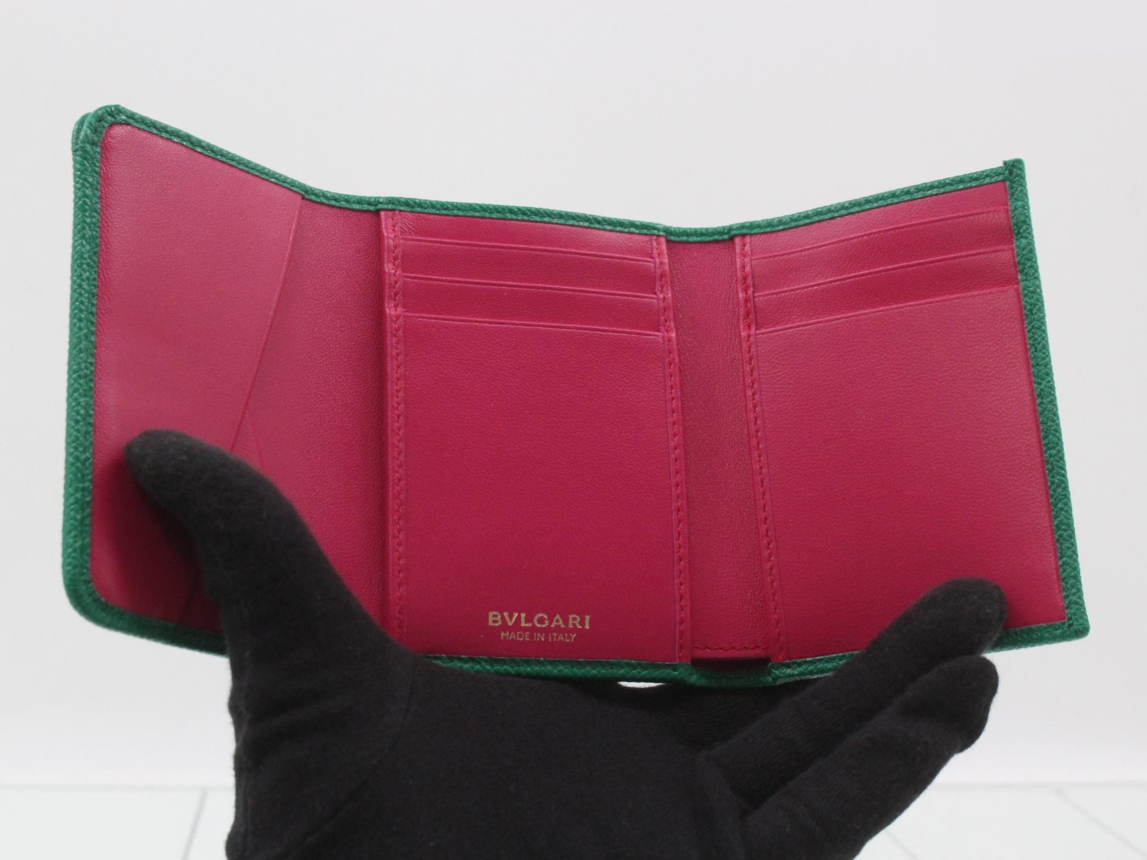 Tri-fold Wallet, some protective seals still attached, unused, green. — view 4
