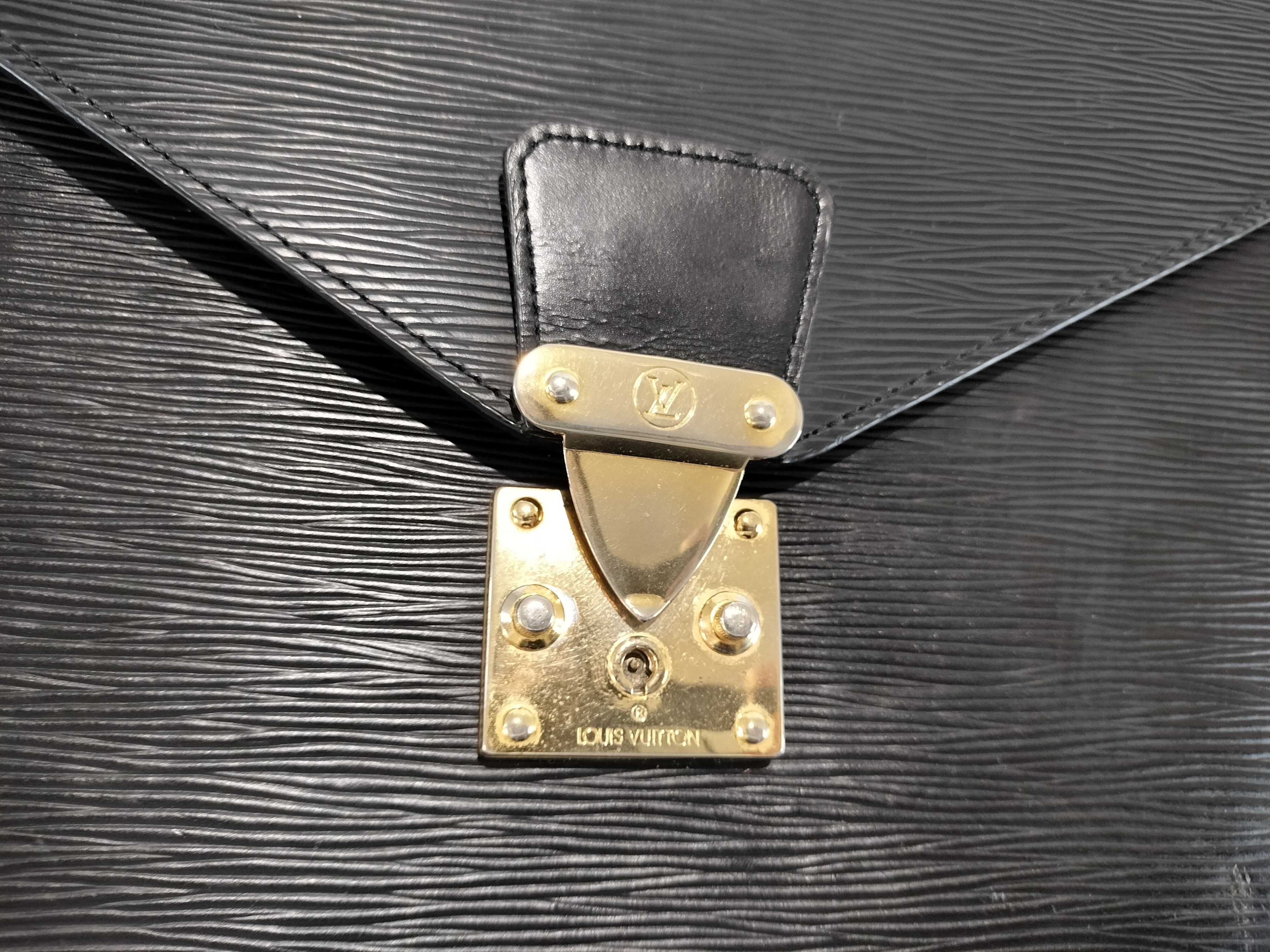 Epi Leather Port Document Bandoulière (Missing Band) Business Bag — view 8