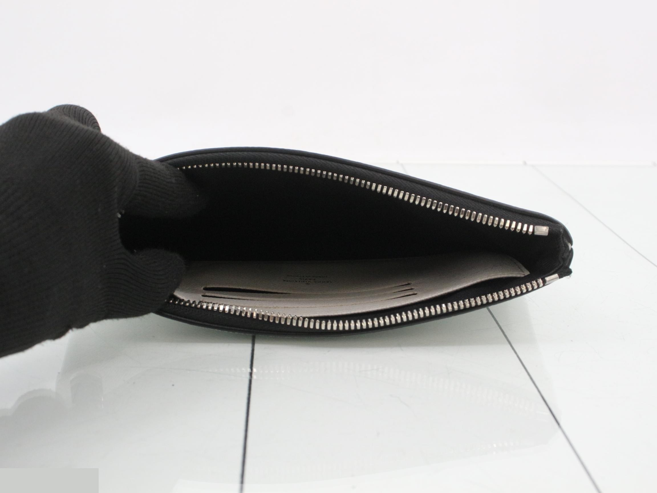 pouch — view 4