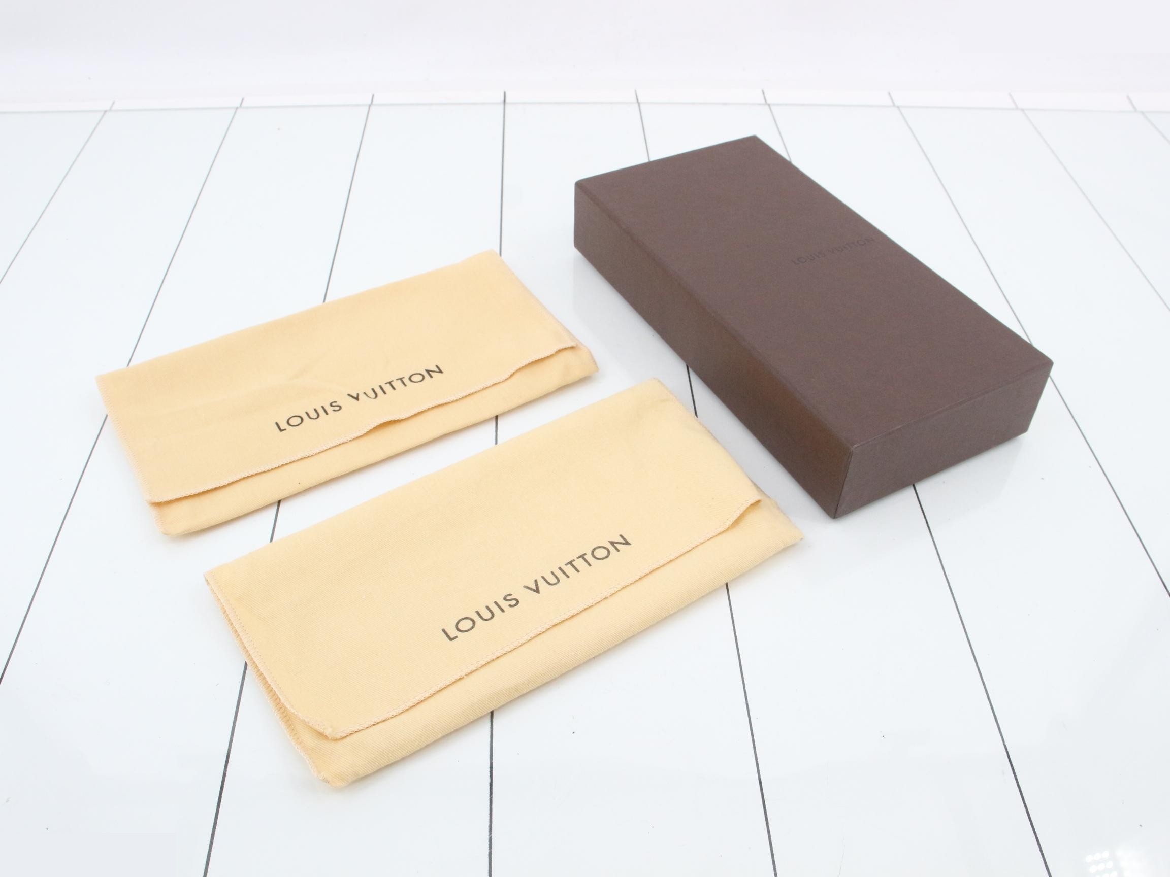 pouch — view 5