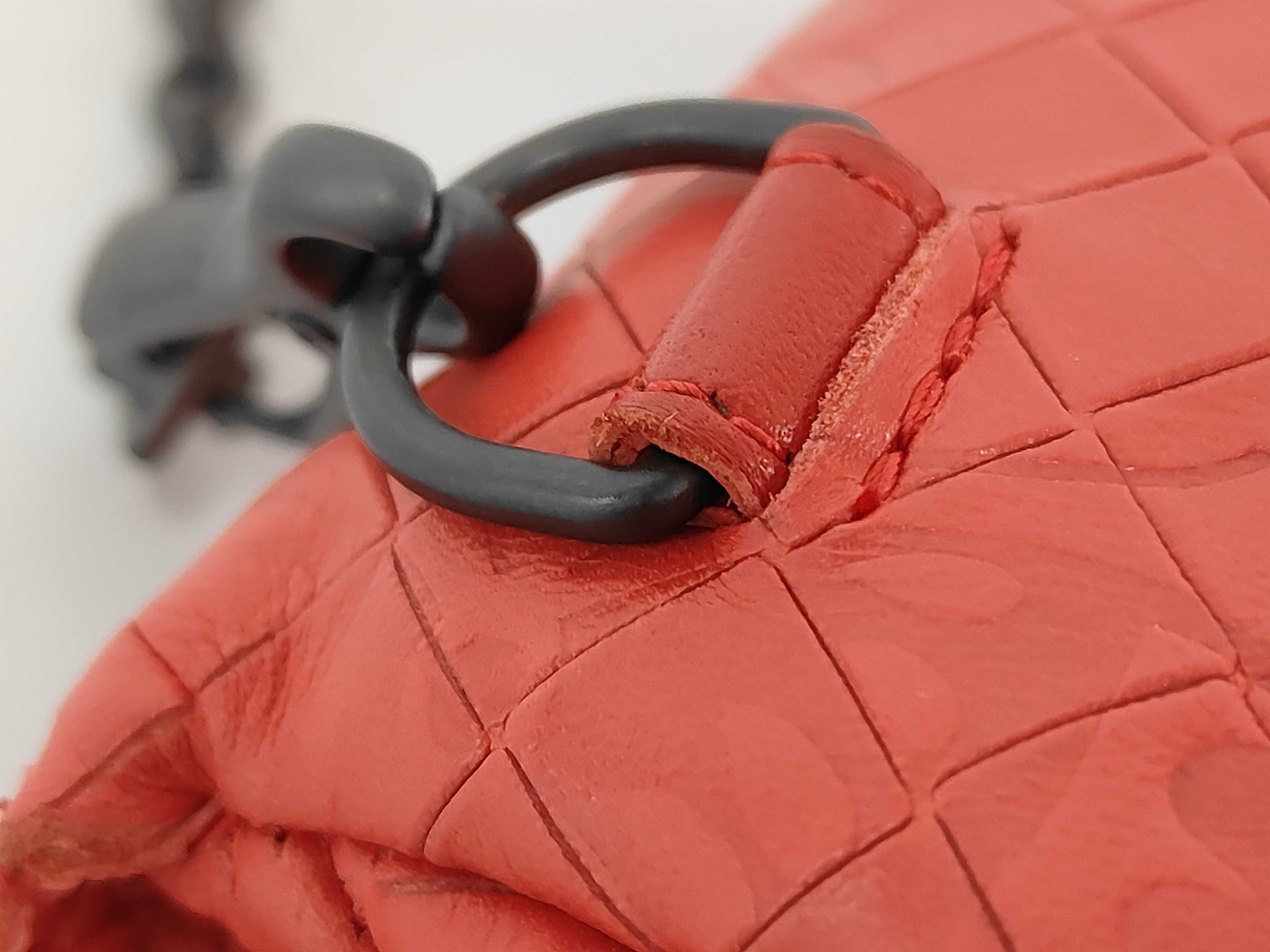 Intrecciato Shoulder Bag (Red) — view 3