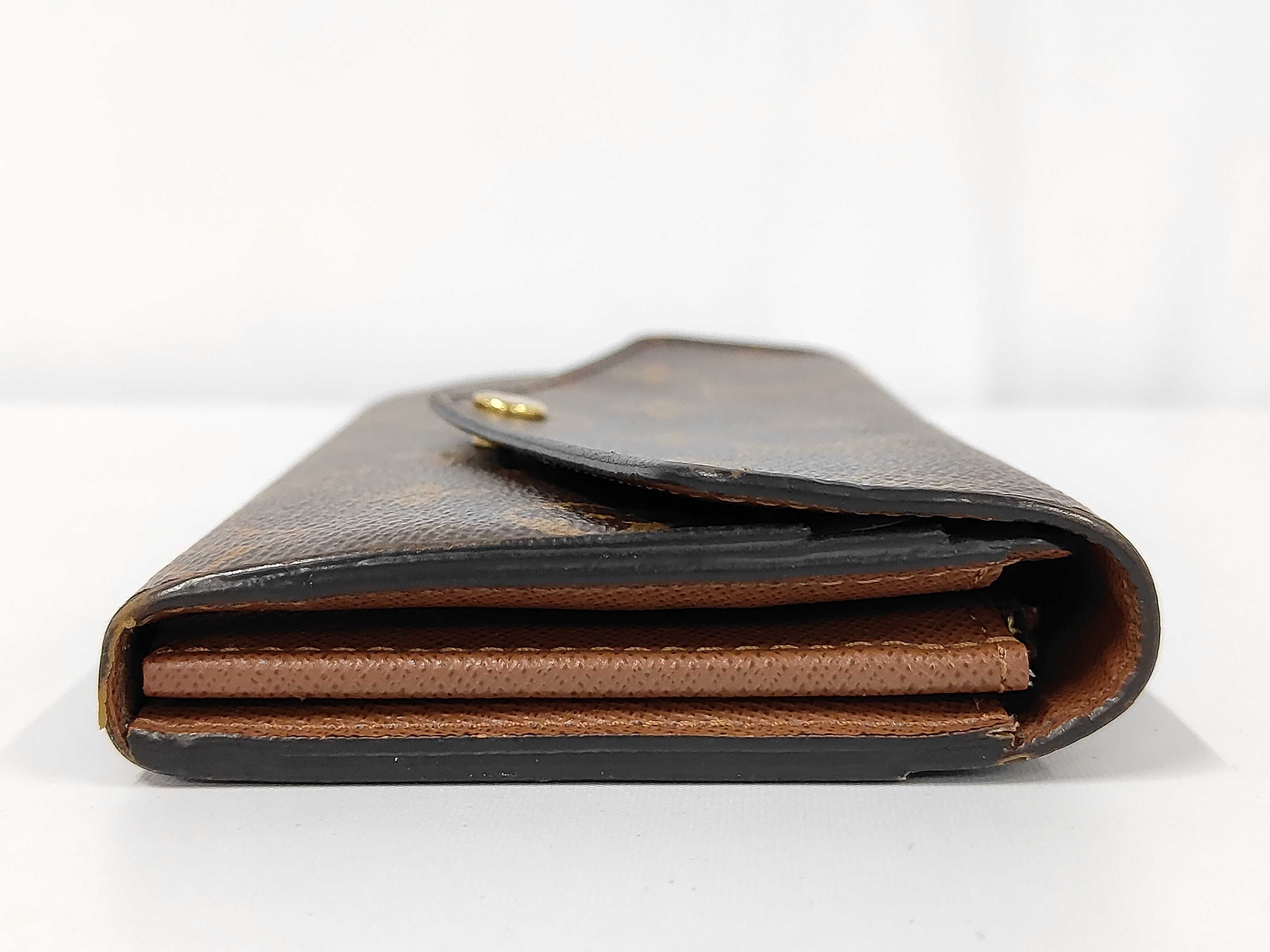 wallet — view 5