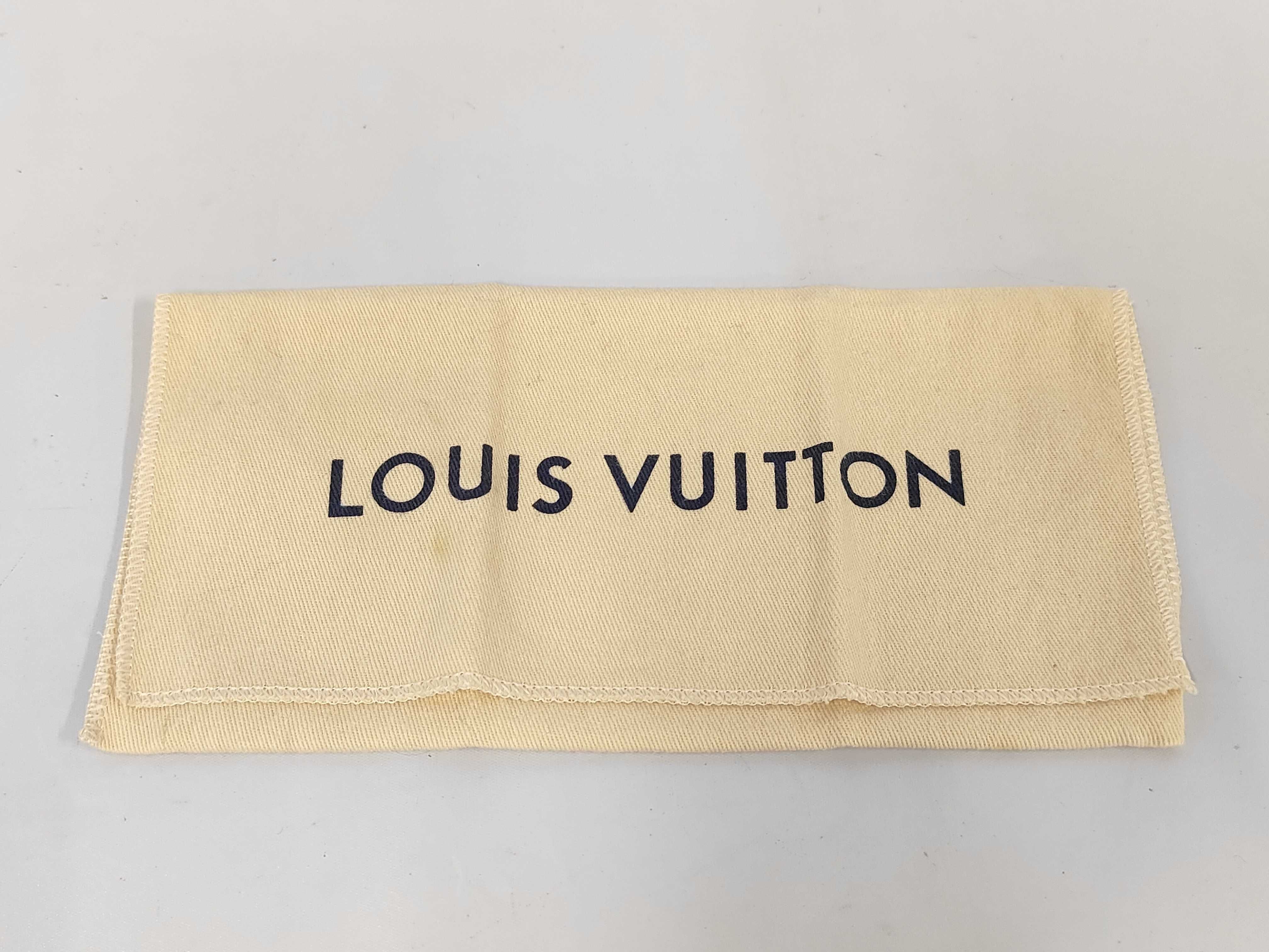 wallet — view 10