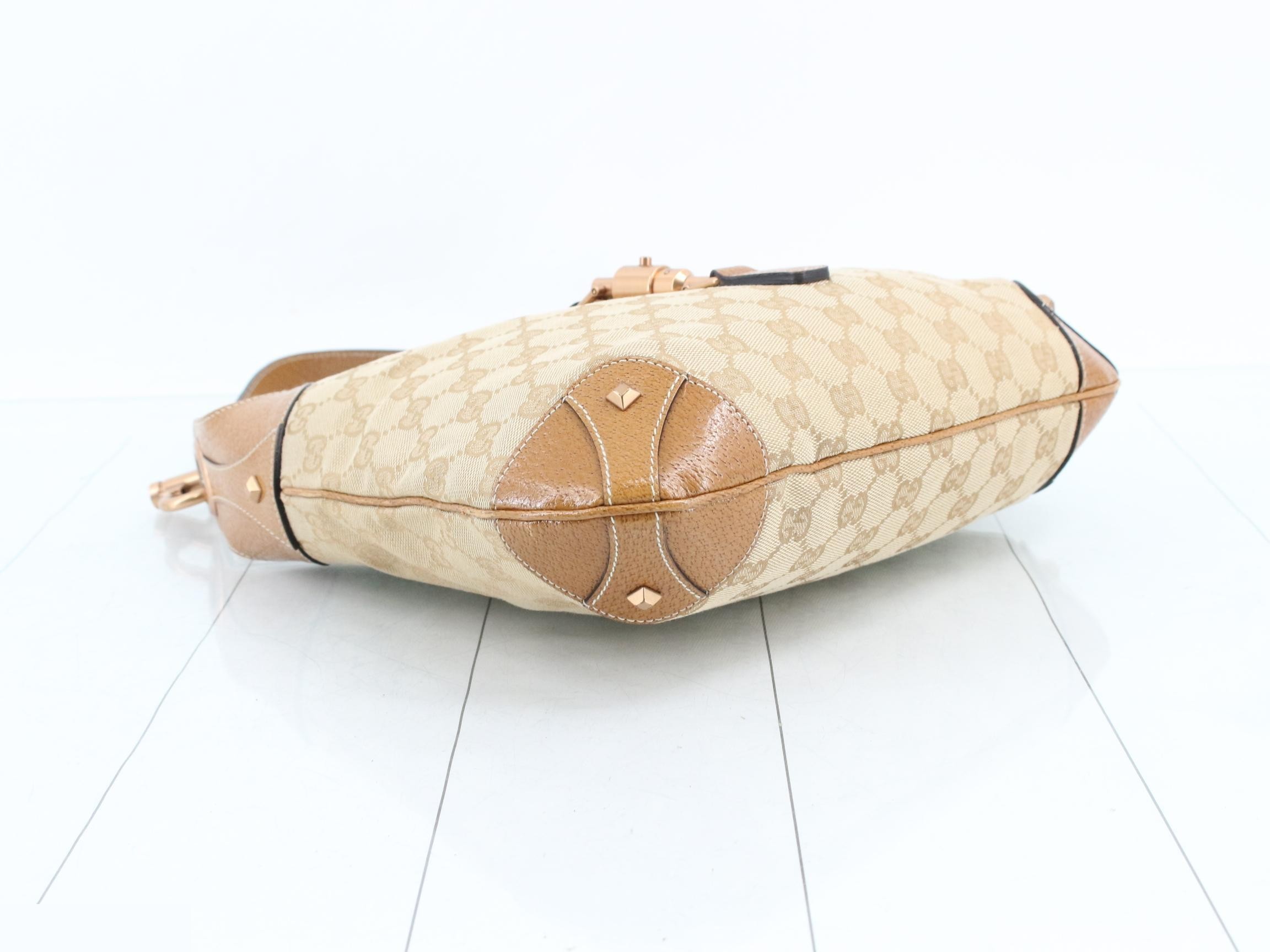 GG Canvas (Bag) - Shoulder Bag — view 5
