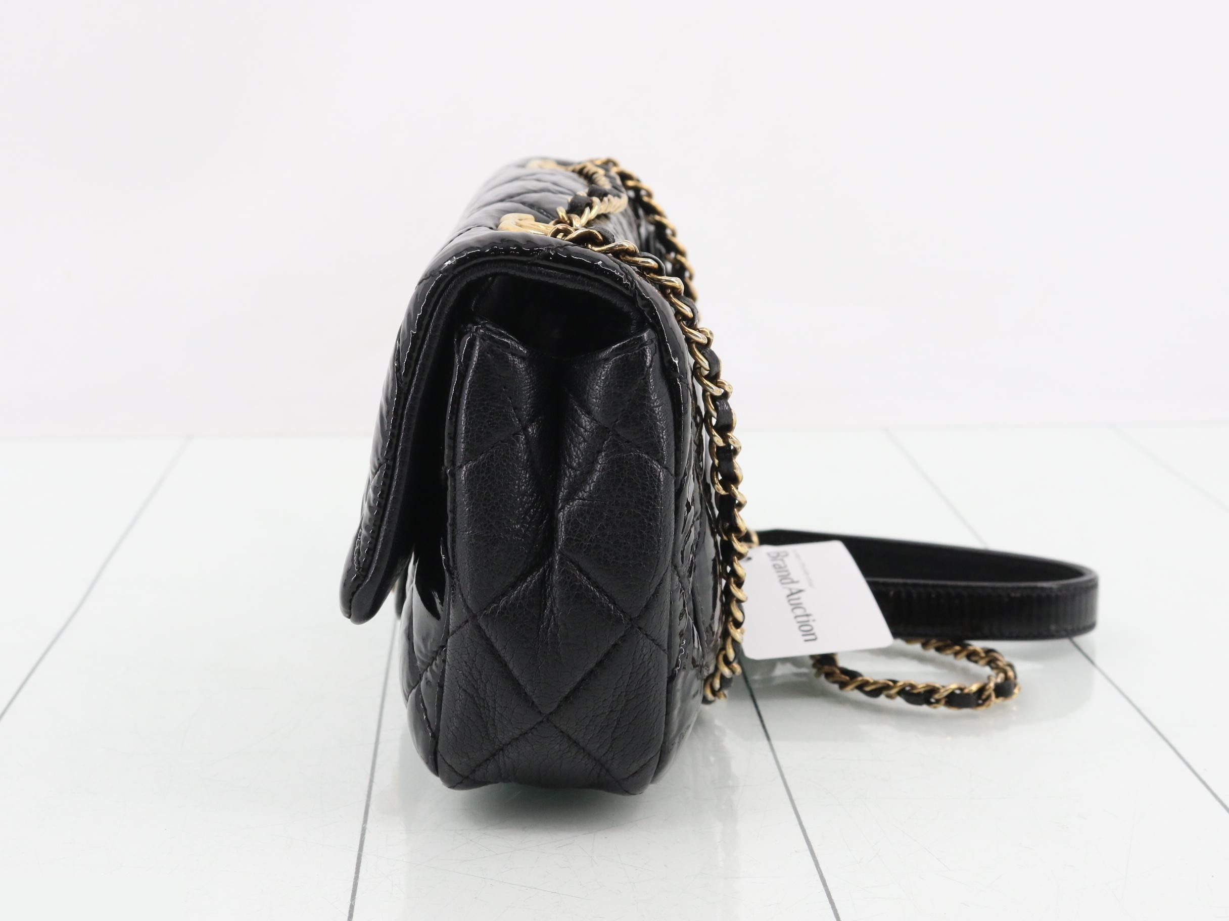 Matelassé enamel leather chain shoulder bag — view 3