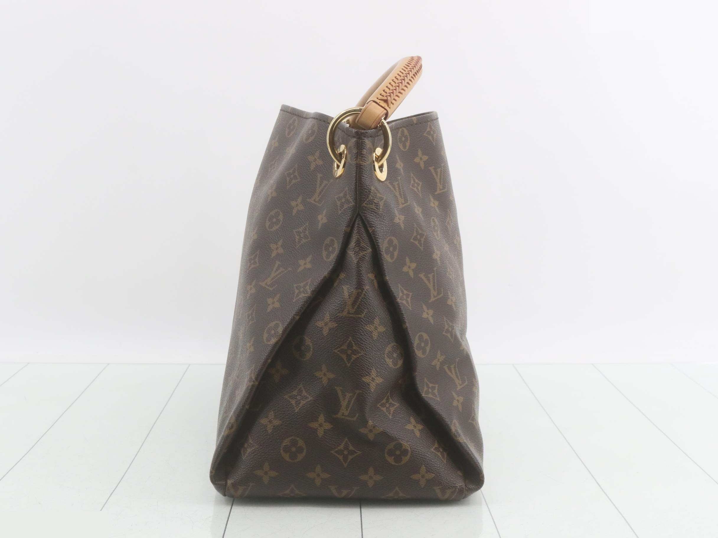 Monogram Artsy MM Shoulder Bag — view 4