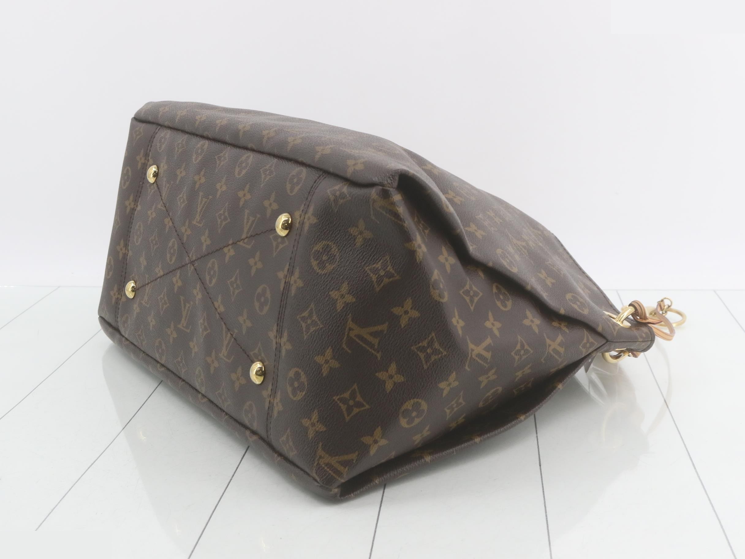 Monogram Artsy MM Shoulder Bag — view 6