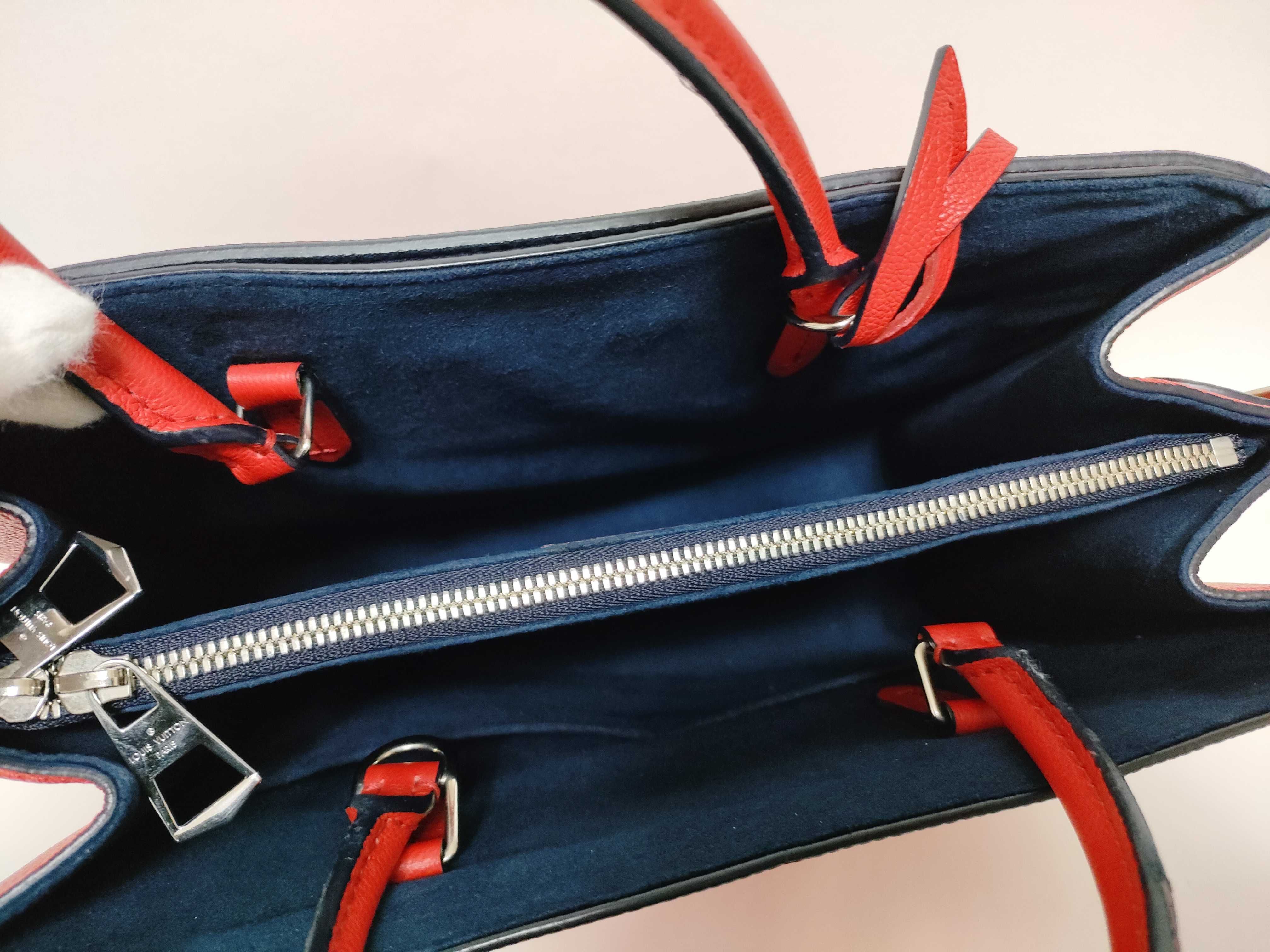Epi Twist Tote Bag (Red) - Shoulder Bag — view 11