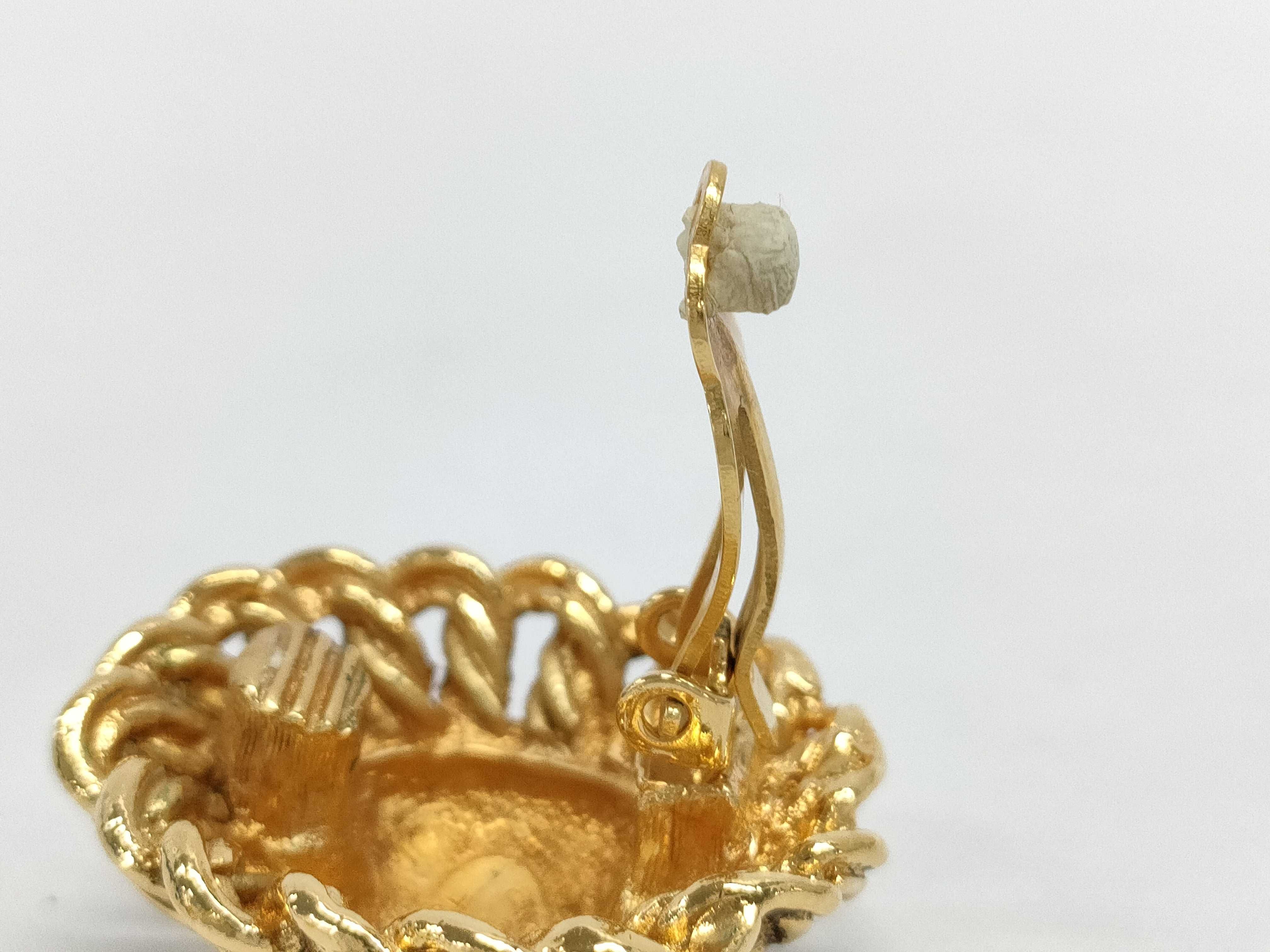 2 3 / Earrings — view 3