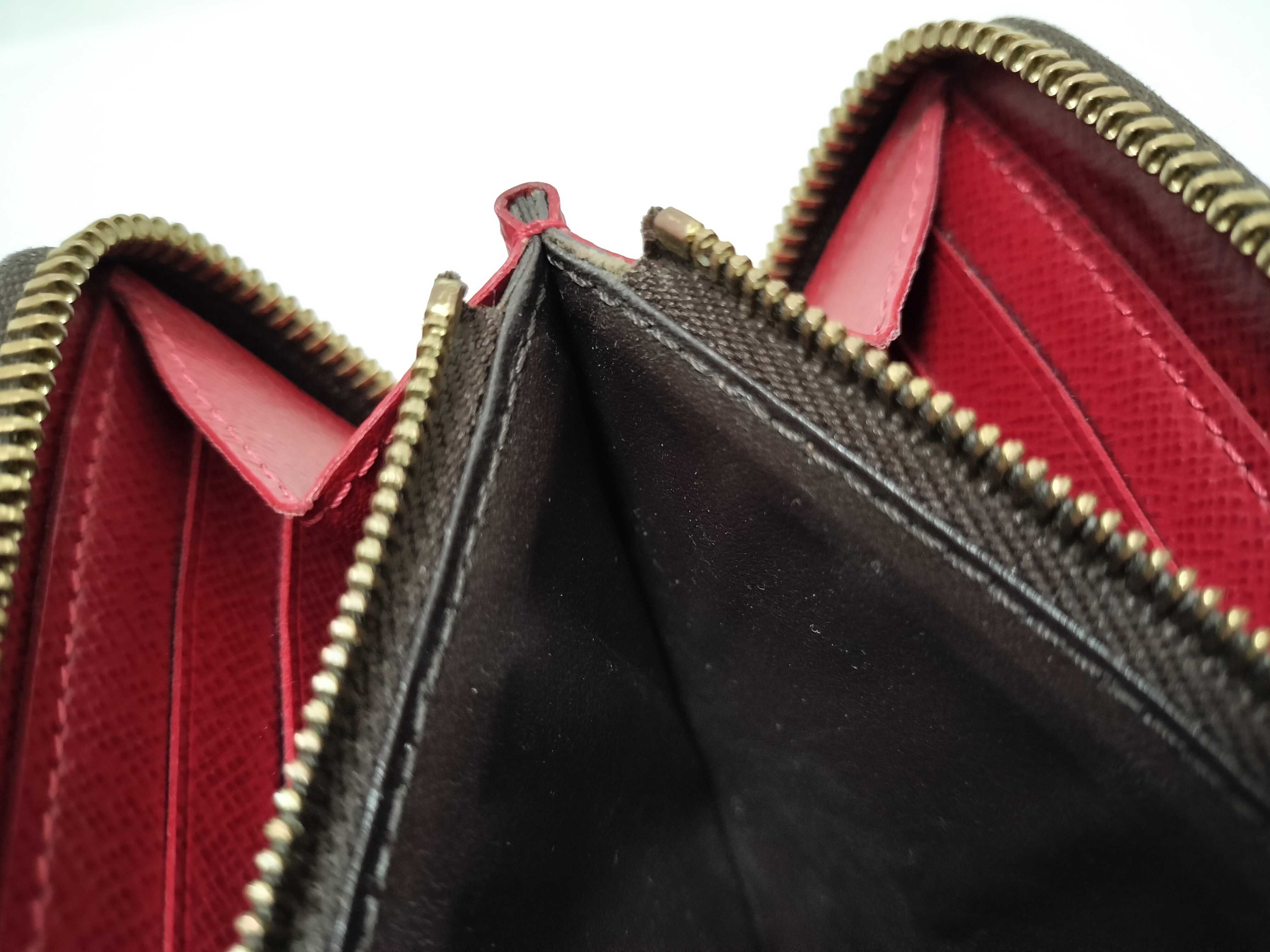 Damier Louis Vuitton Damier Portefeuille Wallet — view 9