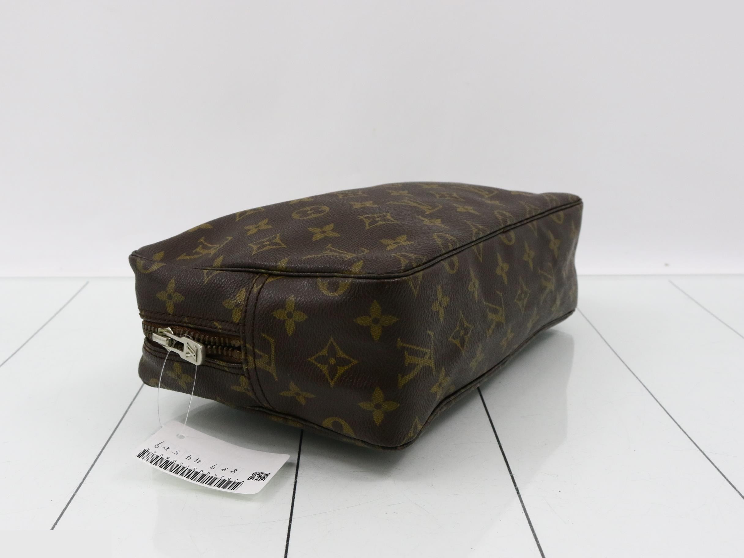 Trousse Toilette 27 Monogram M47522 — view 5