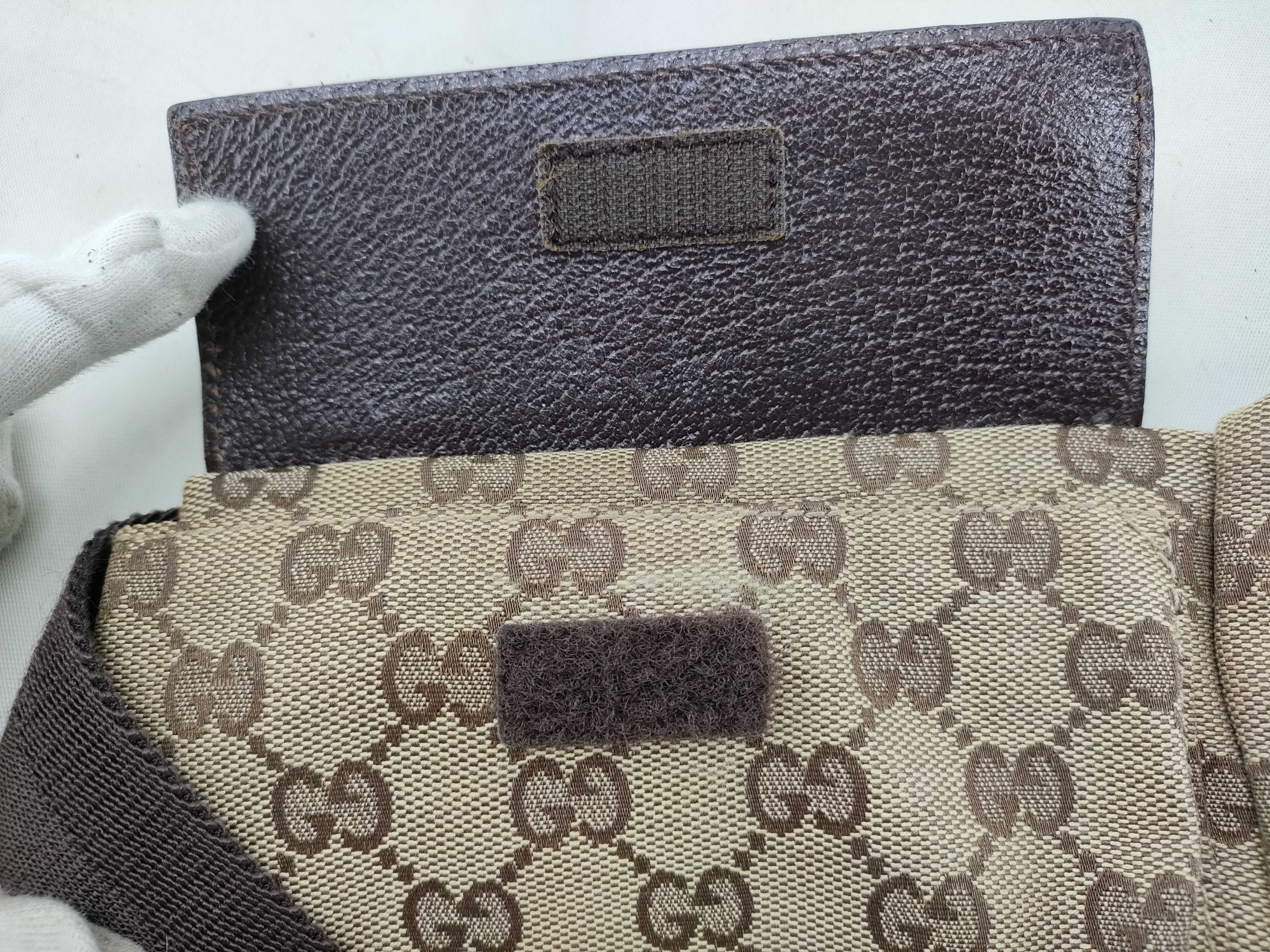 GG Canvas Body Bag — view 13