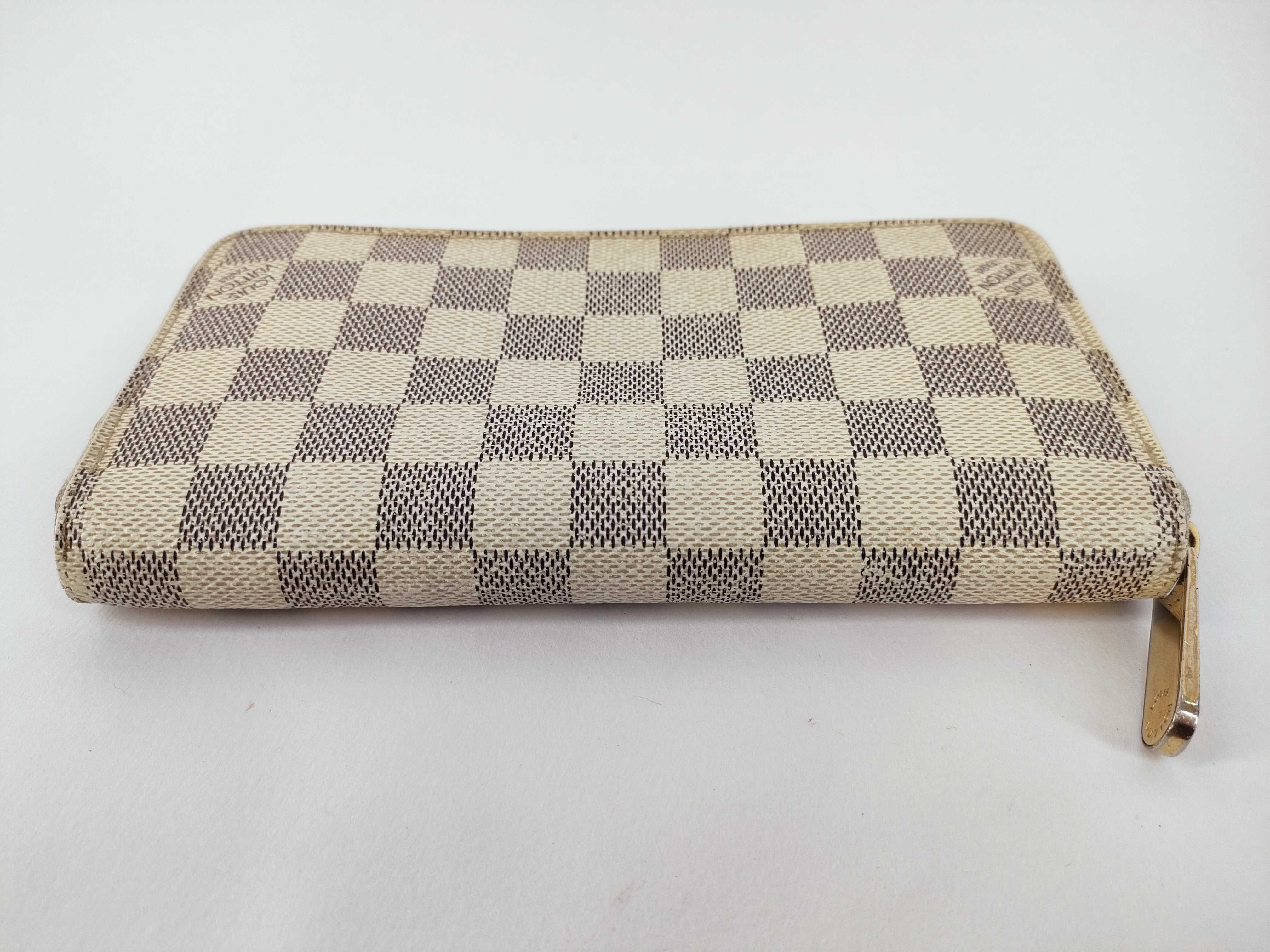 Damier Azur N60019 Round Zipper Long Wallet — view 5