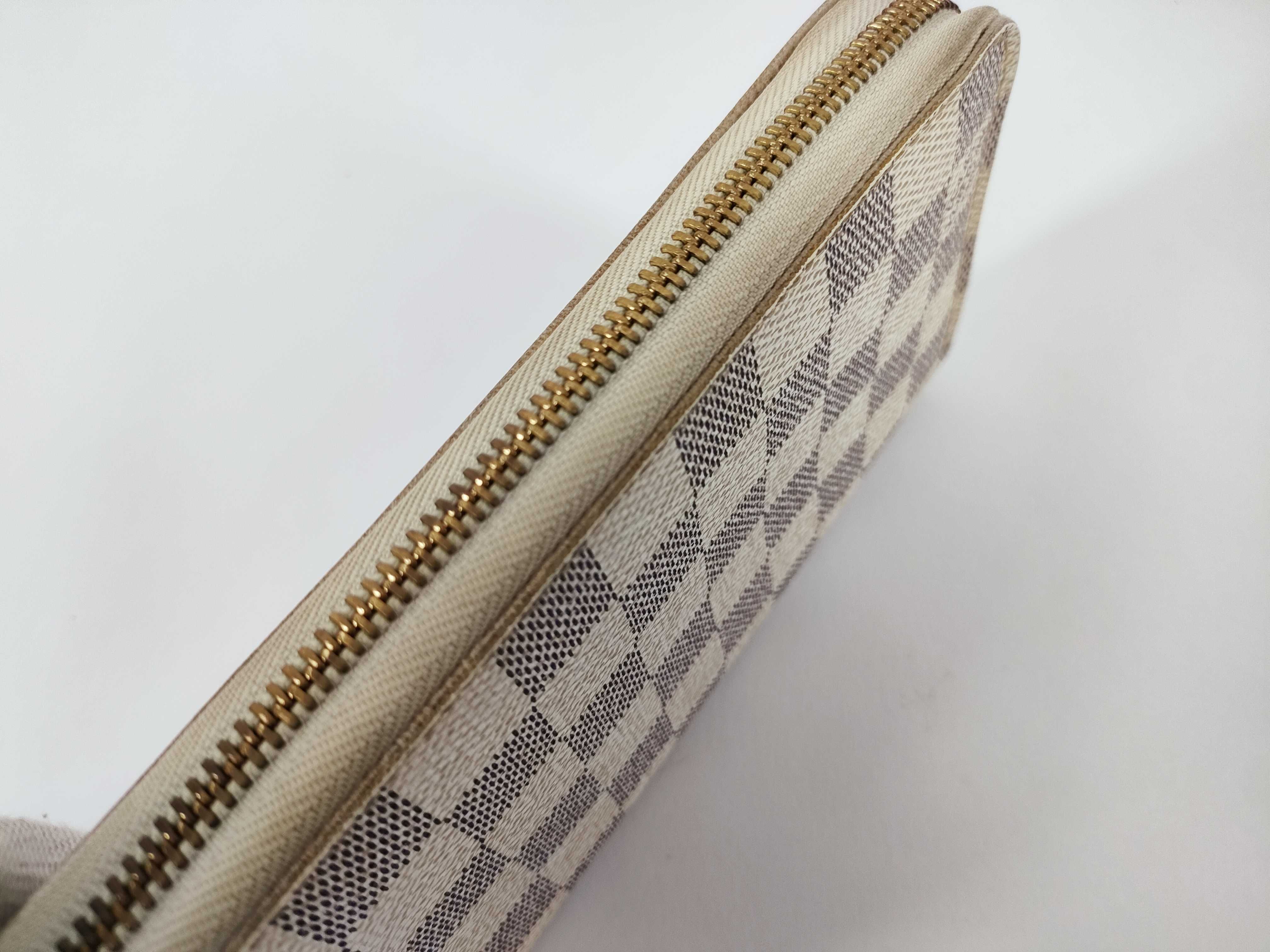 Damier Azur N60019 Round Zipper Long Wallet — view 9