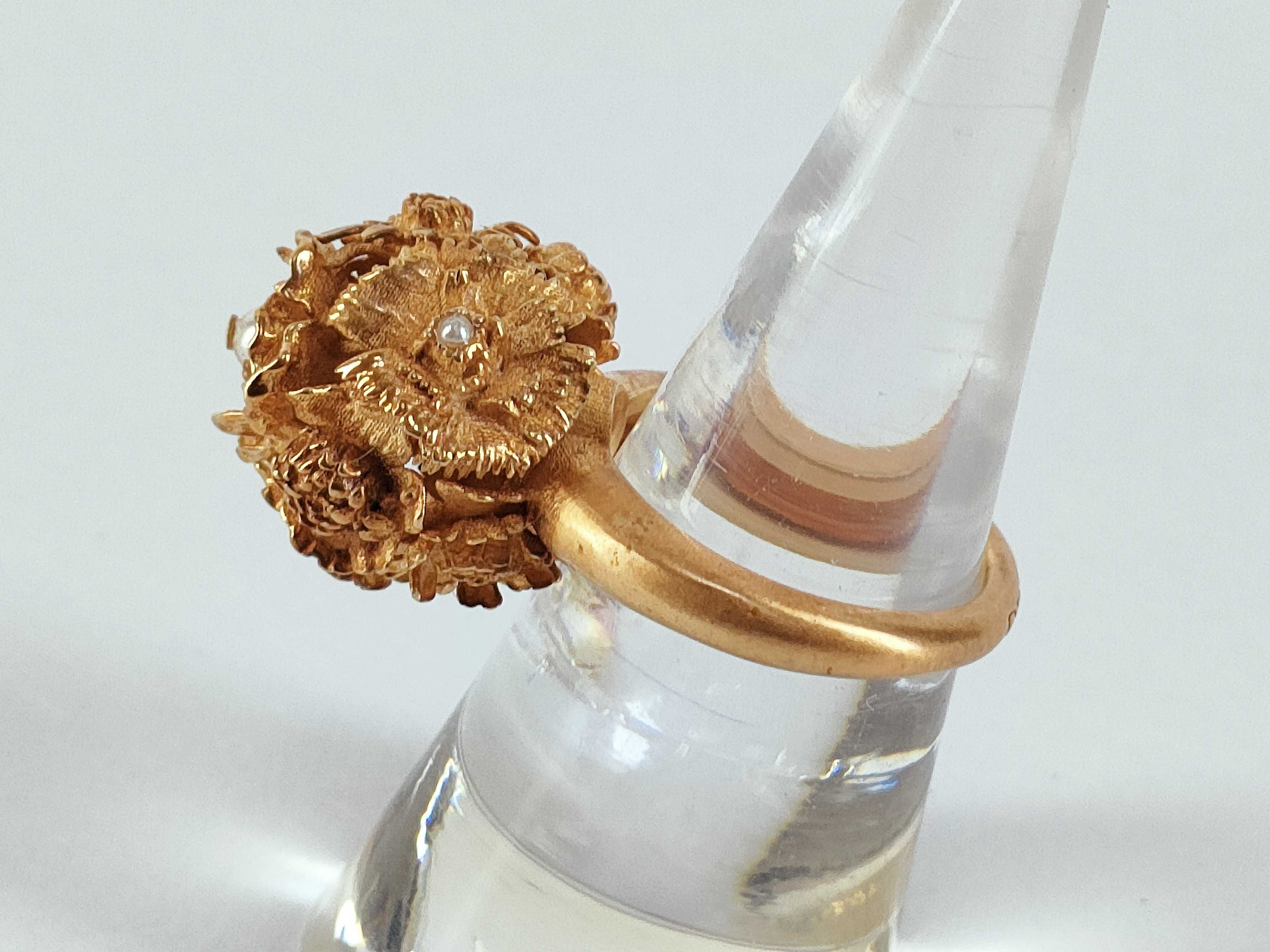Flower Pearl Ring, Size M — view 2