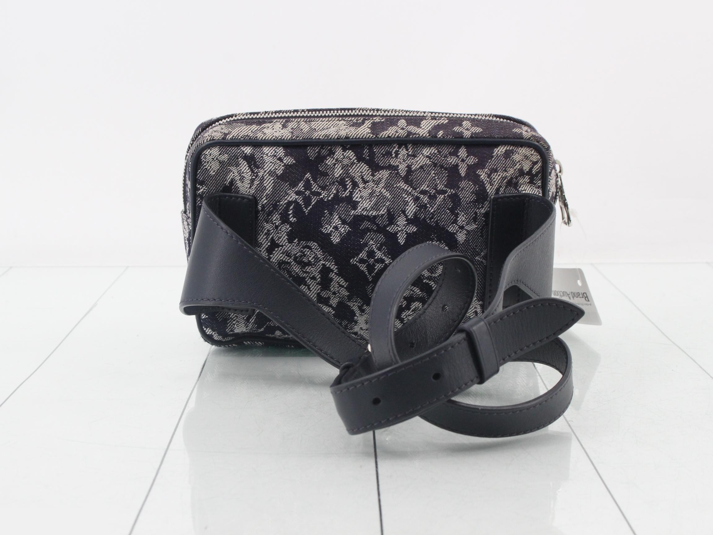 Bumbag M57281 Monogram Tapestry — view 2