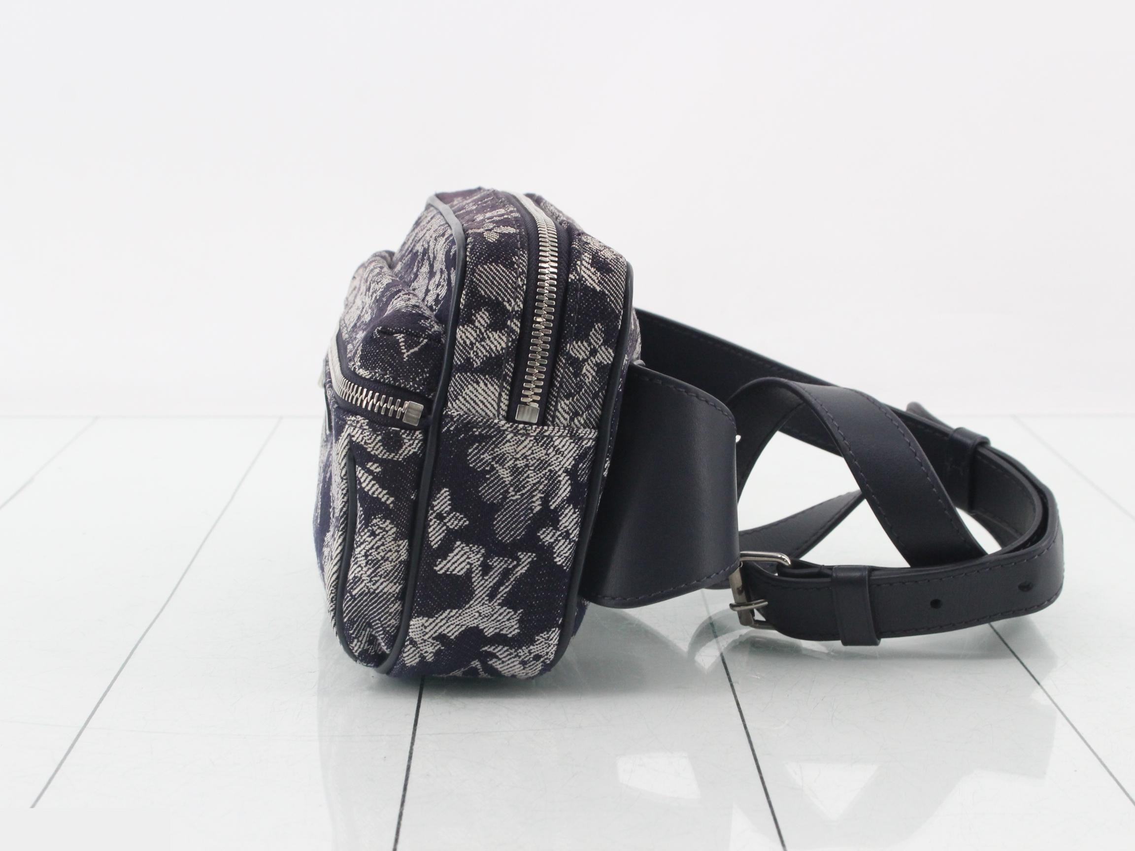 Bumbag M57281 Monogram Tapestry — view 3