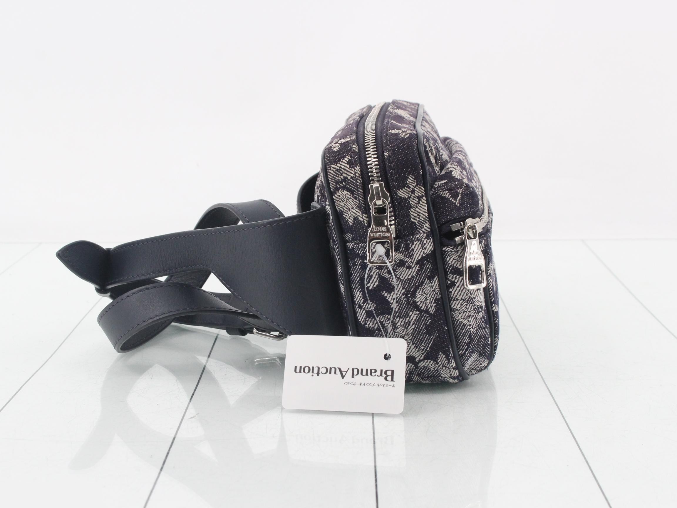 Bumbag M57281 Monogram Tapestry — view 4