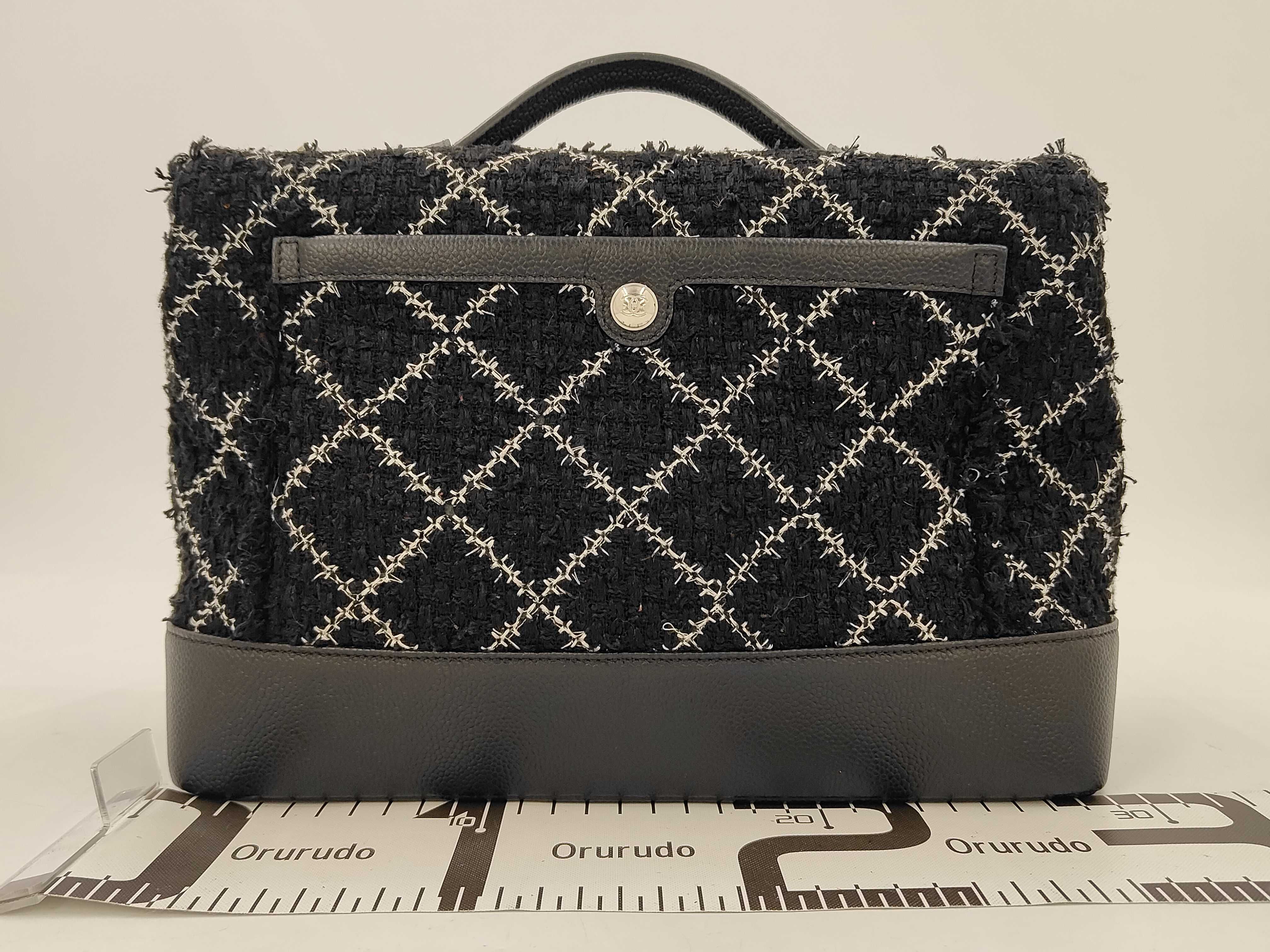 Tweed x Leather Coco Mark Handbag — view 2