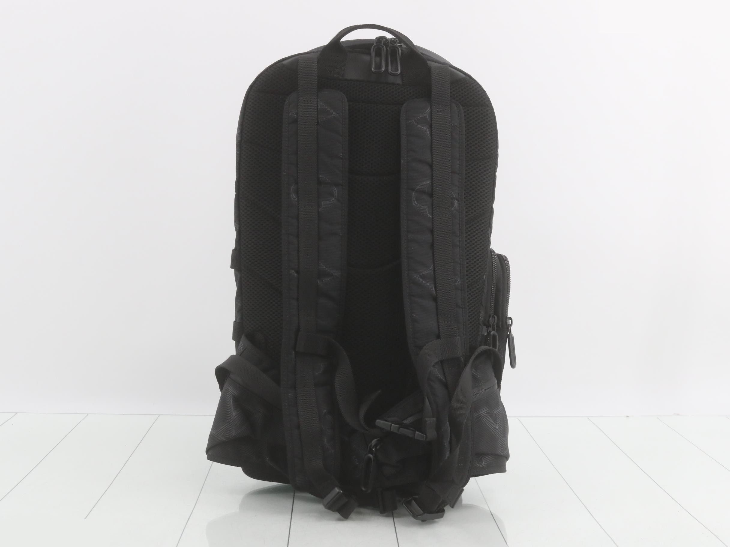 LV2054 Mountain Backpack — view 2