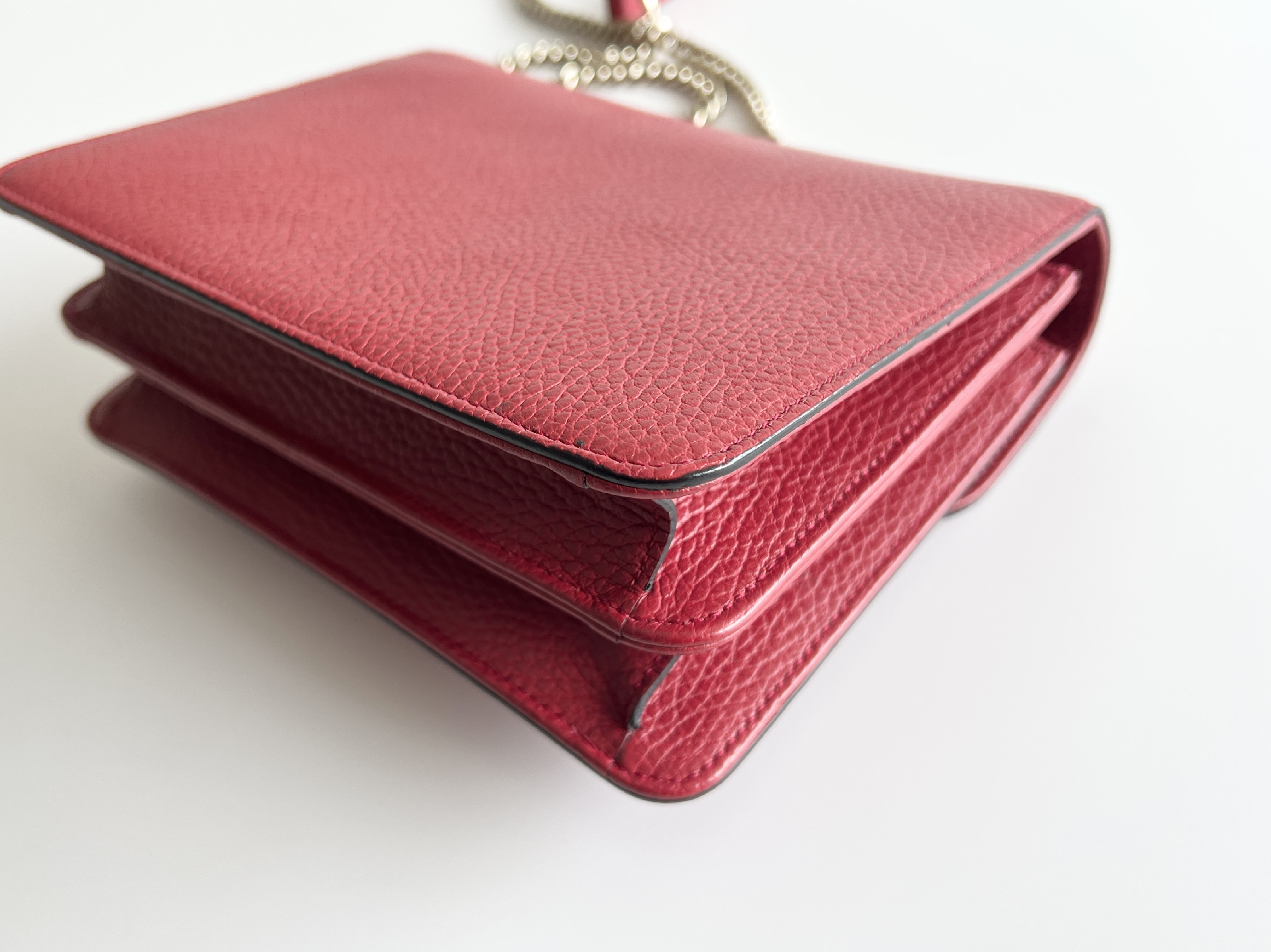 Interlocking GG Logo Leather Chain Shoulder Bag One-Shoulder Bag — view 13