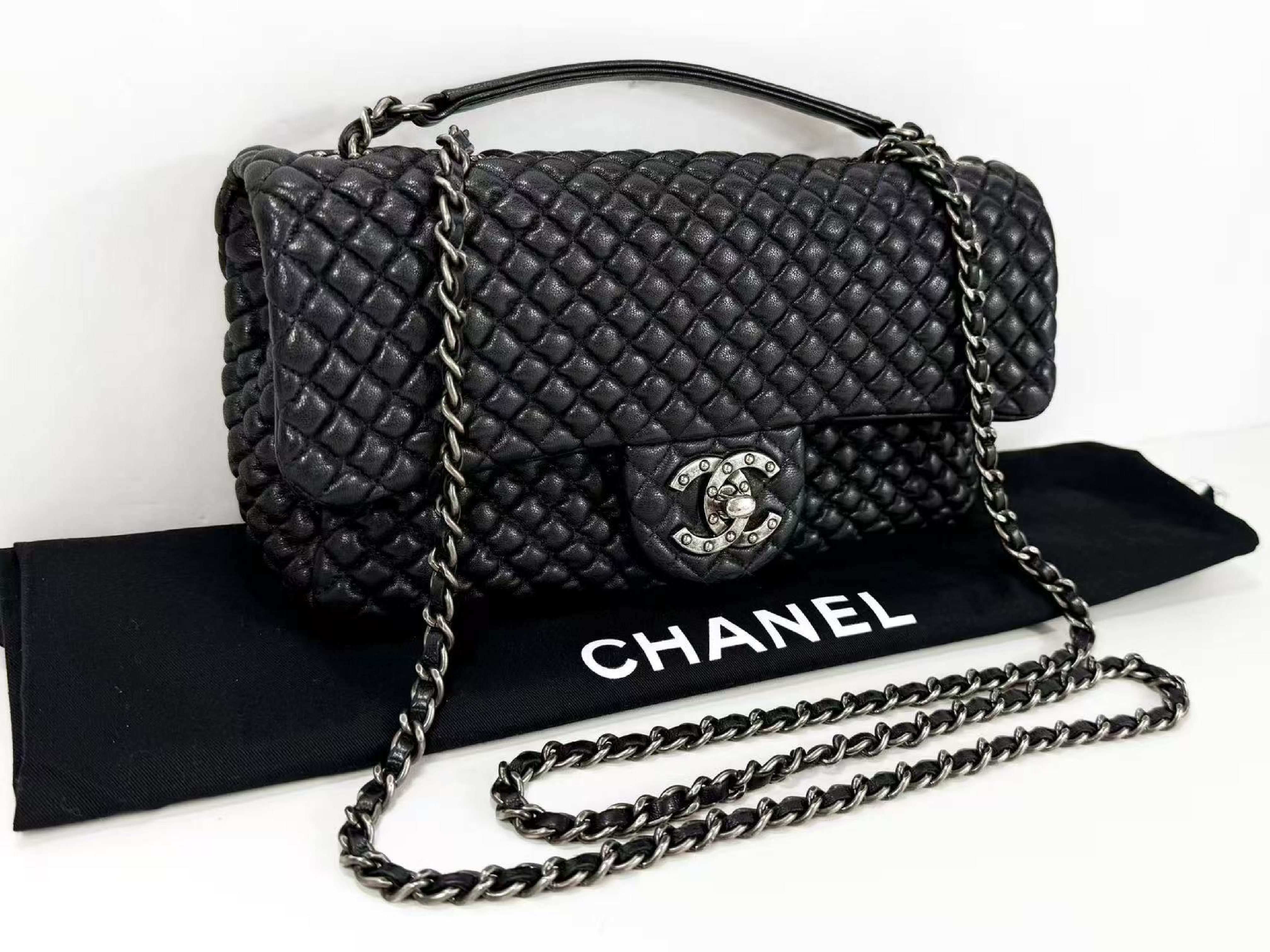 Black Micro Minimato Paris Dallas Double Chain Shoulder Bag, W21/H11/D5cm (approx.), serial number in the 21st range. Vintage silver hardware, includes dust bag and seal. Item number 21432294. Excellent condition (A-AB). — view 2