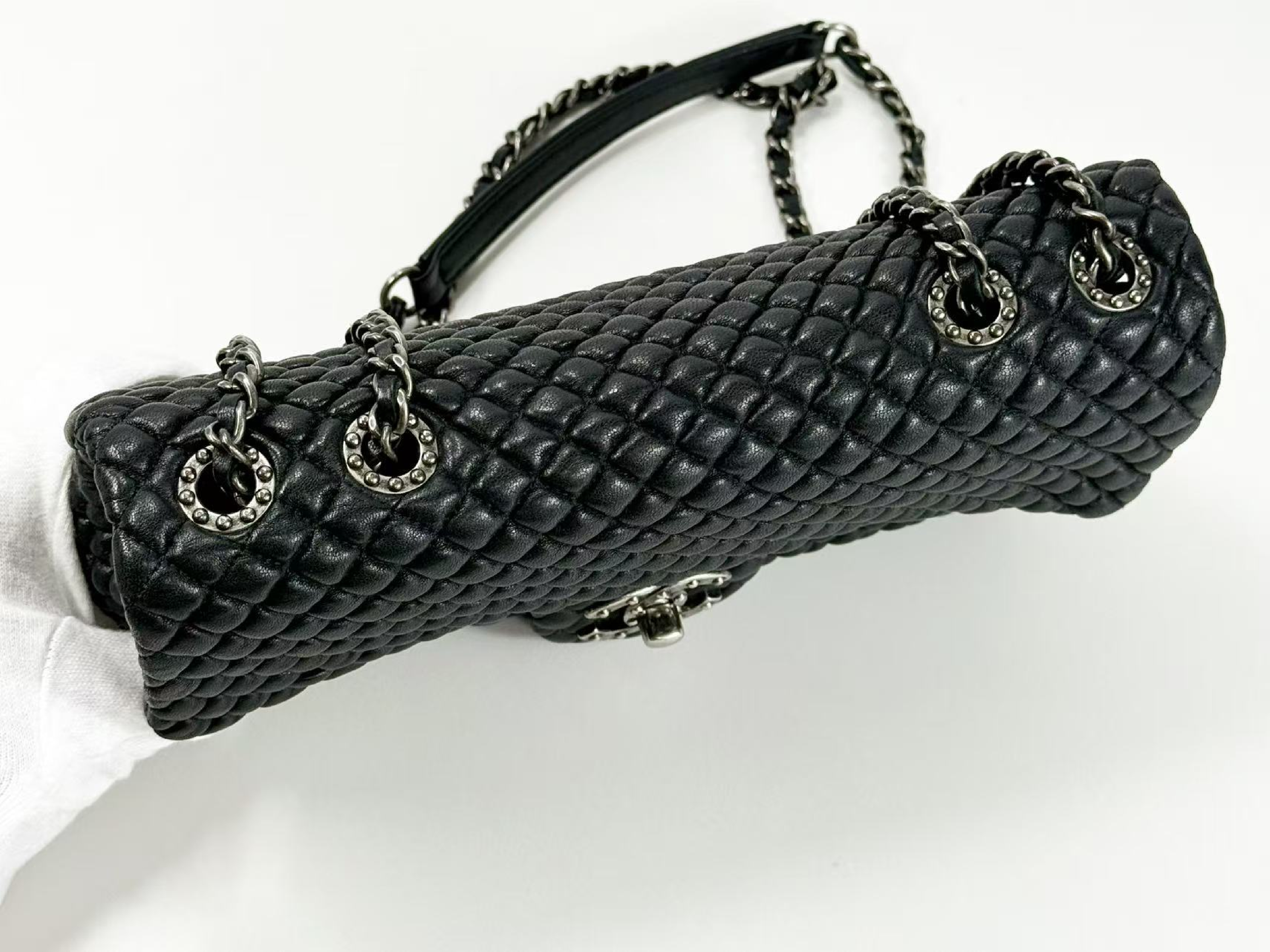 Black Micro Minimato Paris Dallas Double Chain Shoulder Bag, W21/H11/D5cm (approx.), serial number in the 21st range. Vintage silver hardware, includes dust bag and seal. Item number 21432294. Excellent condition (A-AB). — view 7