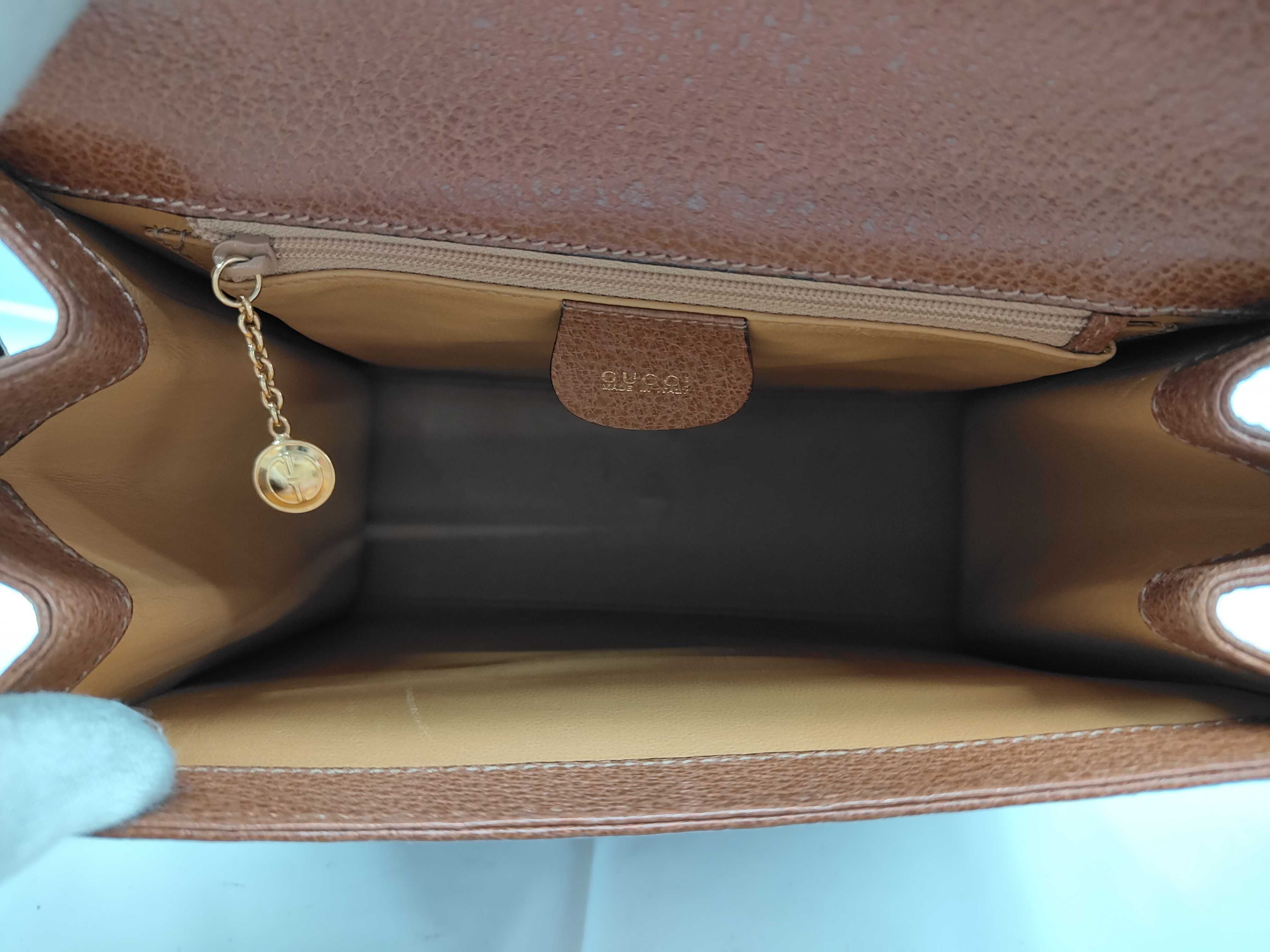 Lady Lock Shoulder Bag Handbag — view 6