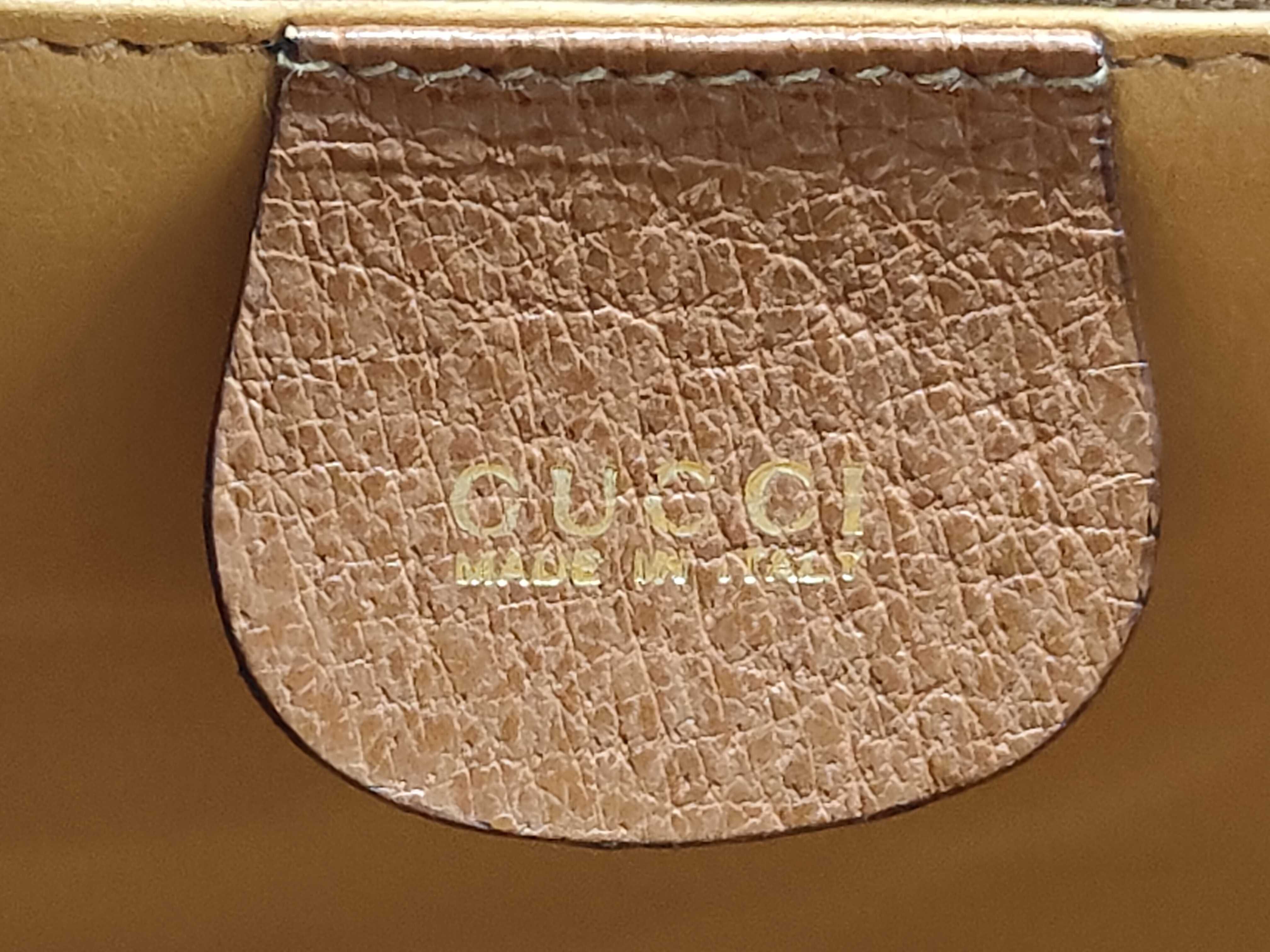 Lady Lock Shoulder Bag Handbag — view 7