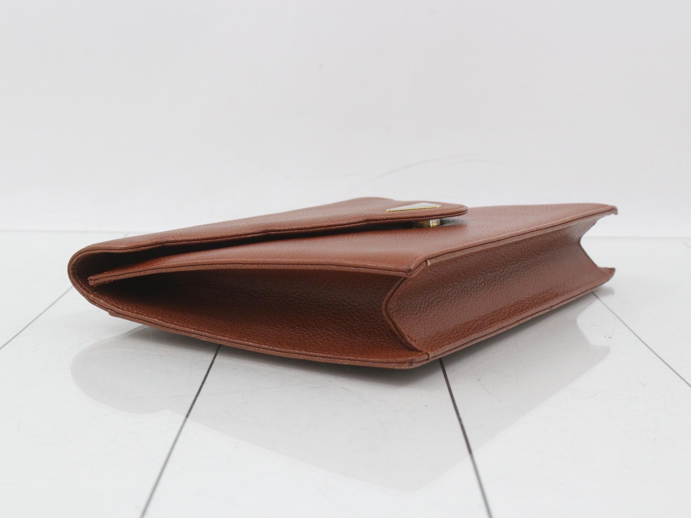 Clutch bag, leather, triangular logo, camel color, W25 H18 D4.5 — view 5
