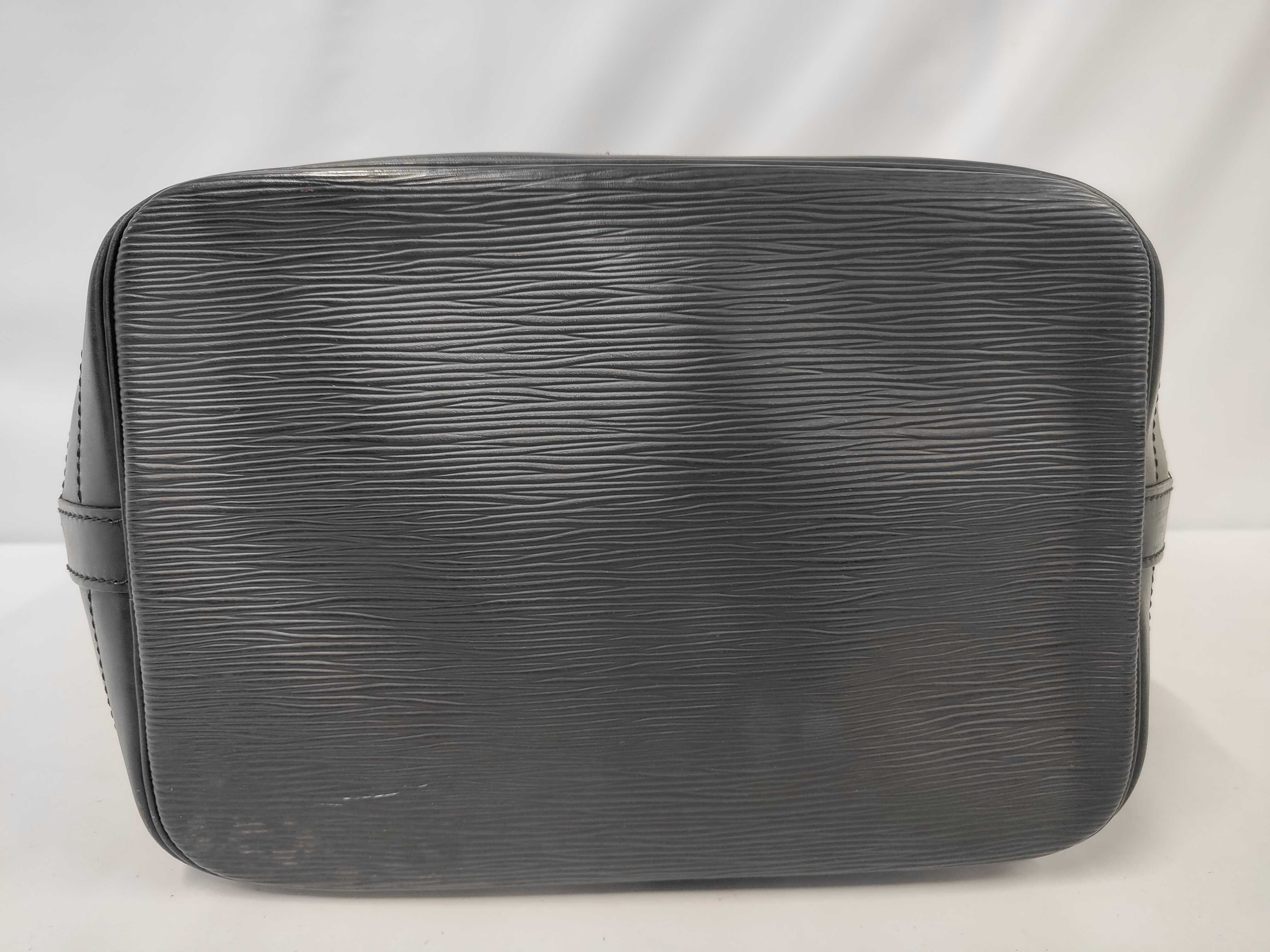 Epi Noe Shoulder Bag — view 3