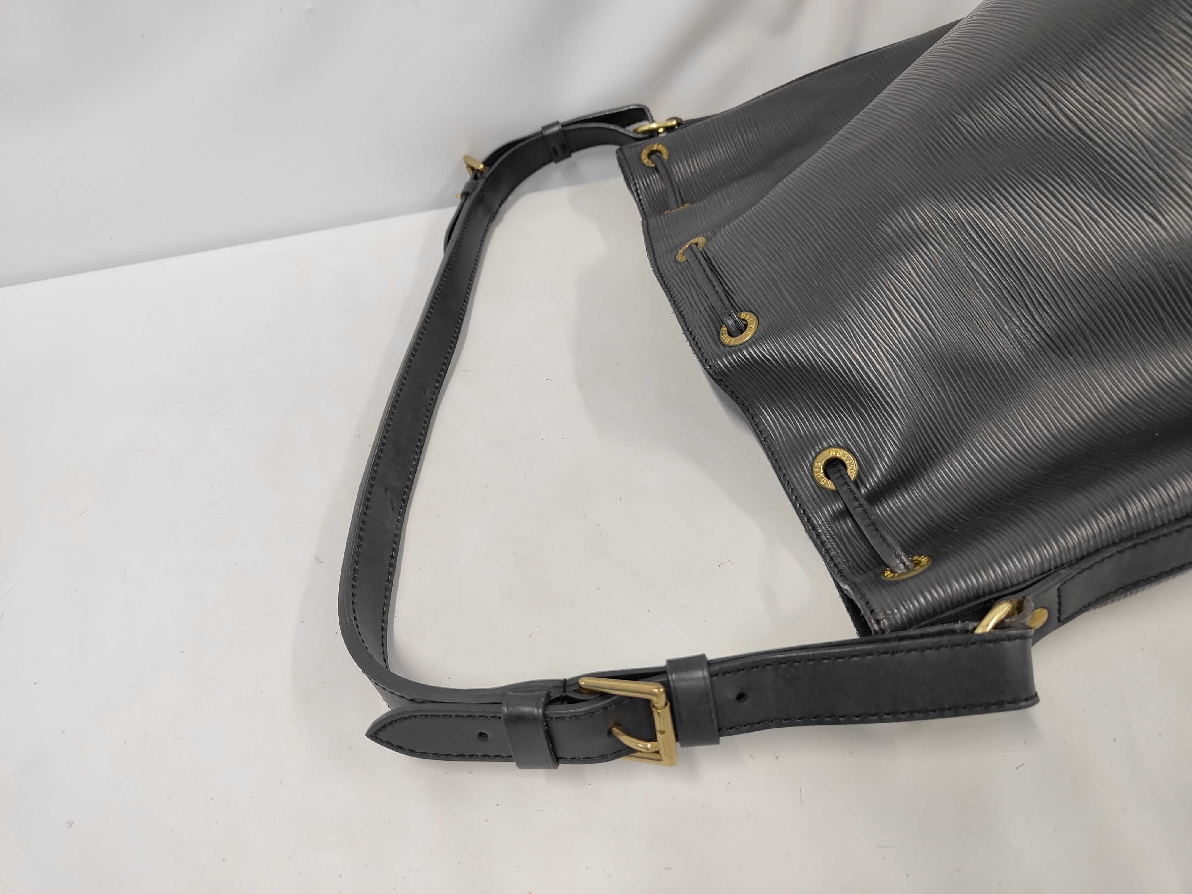 Epi Noe Shoulder Bag — view 5