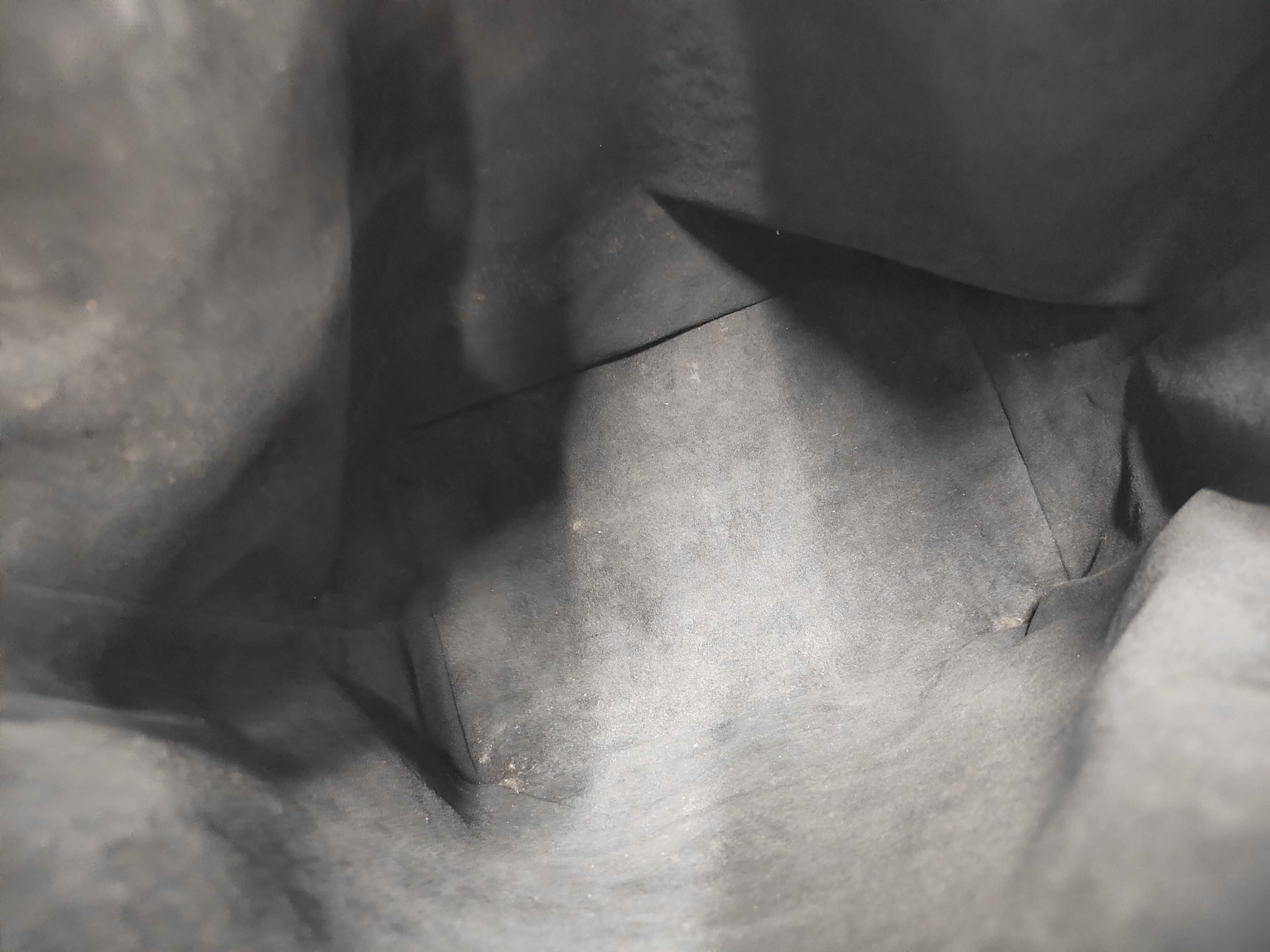 Epi Noe Shoulder Bag — view 8
