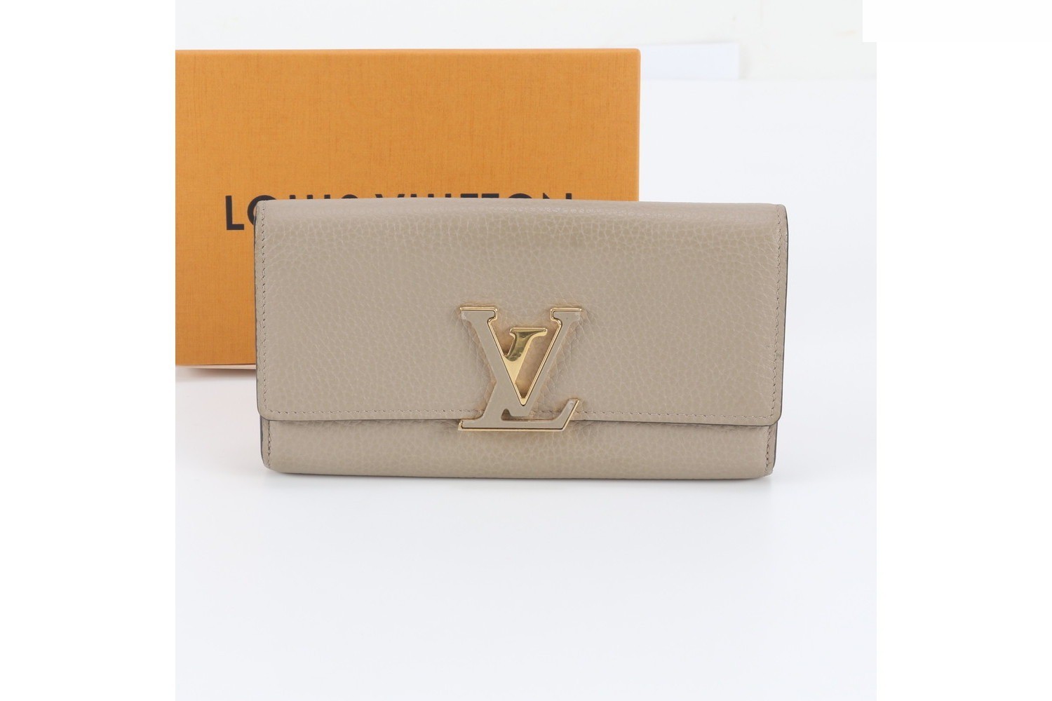 Portefeuille Capucines M61249 Leather Long Wallet