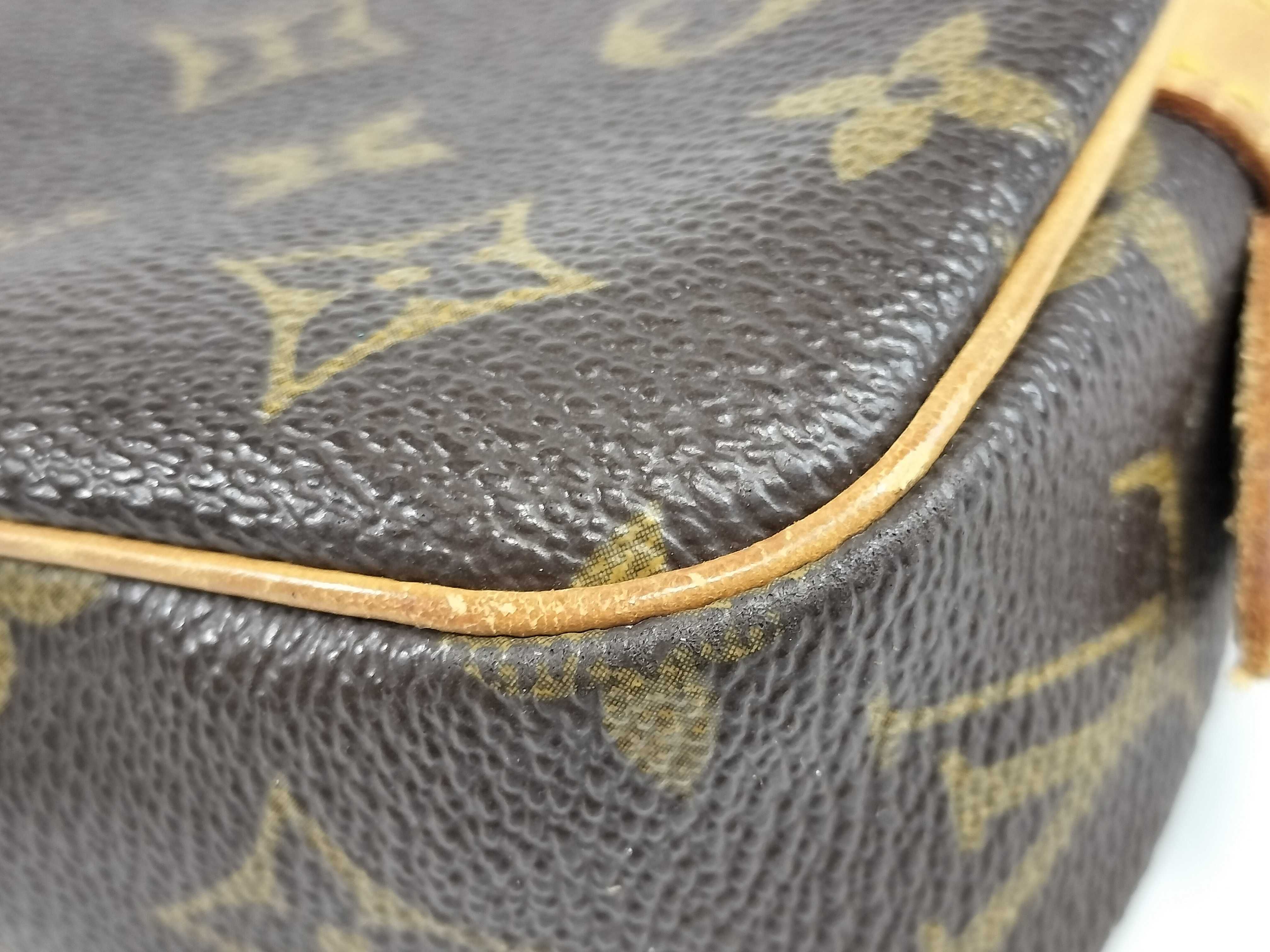 Monogram M51828 Pochette Marly Bandoulière Shoulder Bag — view 4