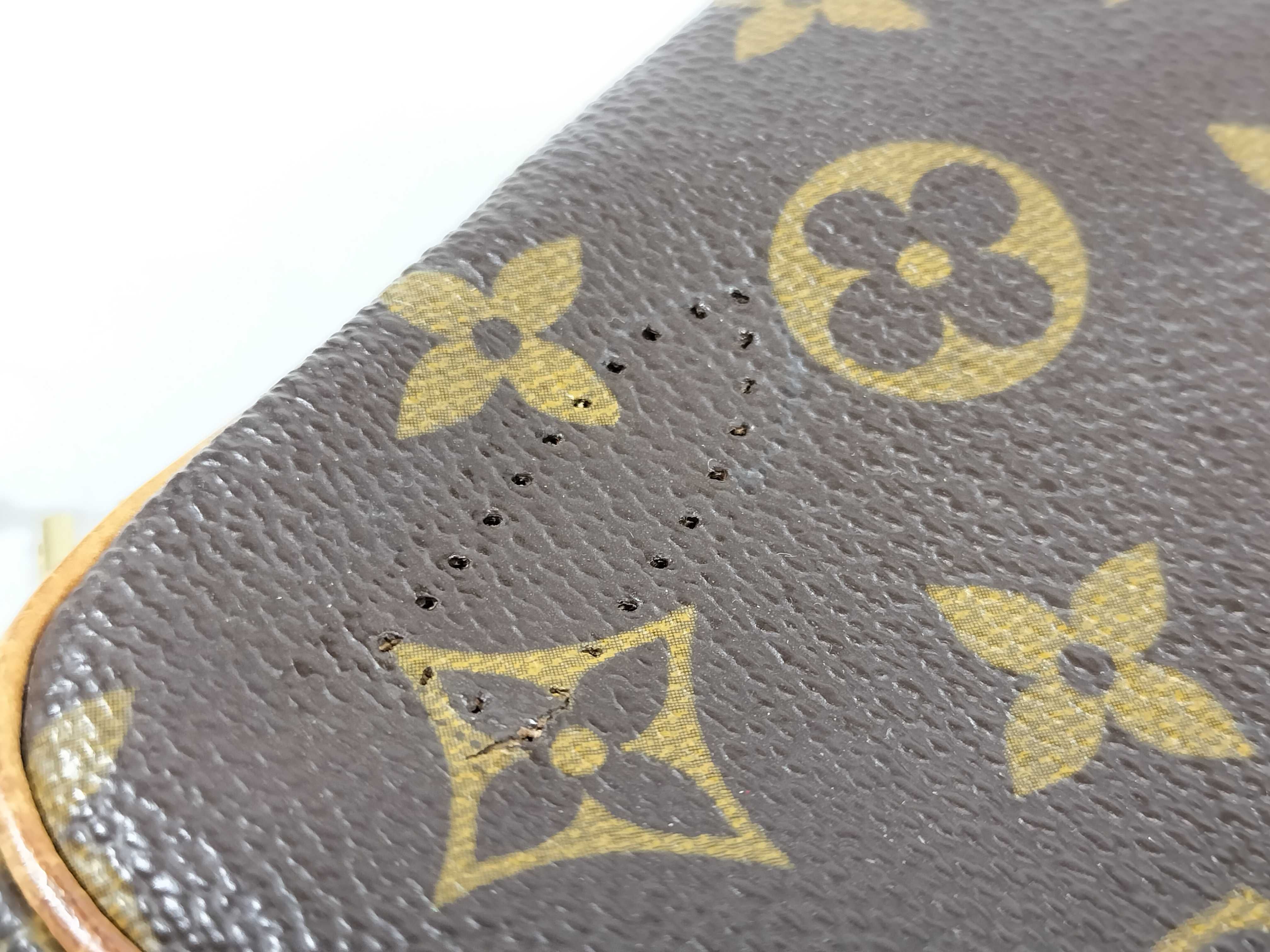 Monogram M51828 Pochette Marly Bandoulière Shoulder Bag — view 10