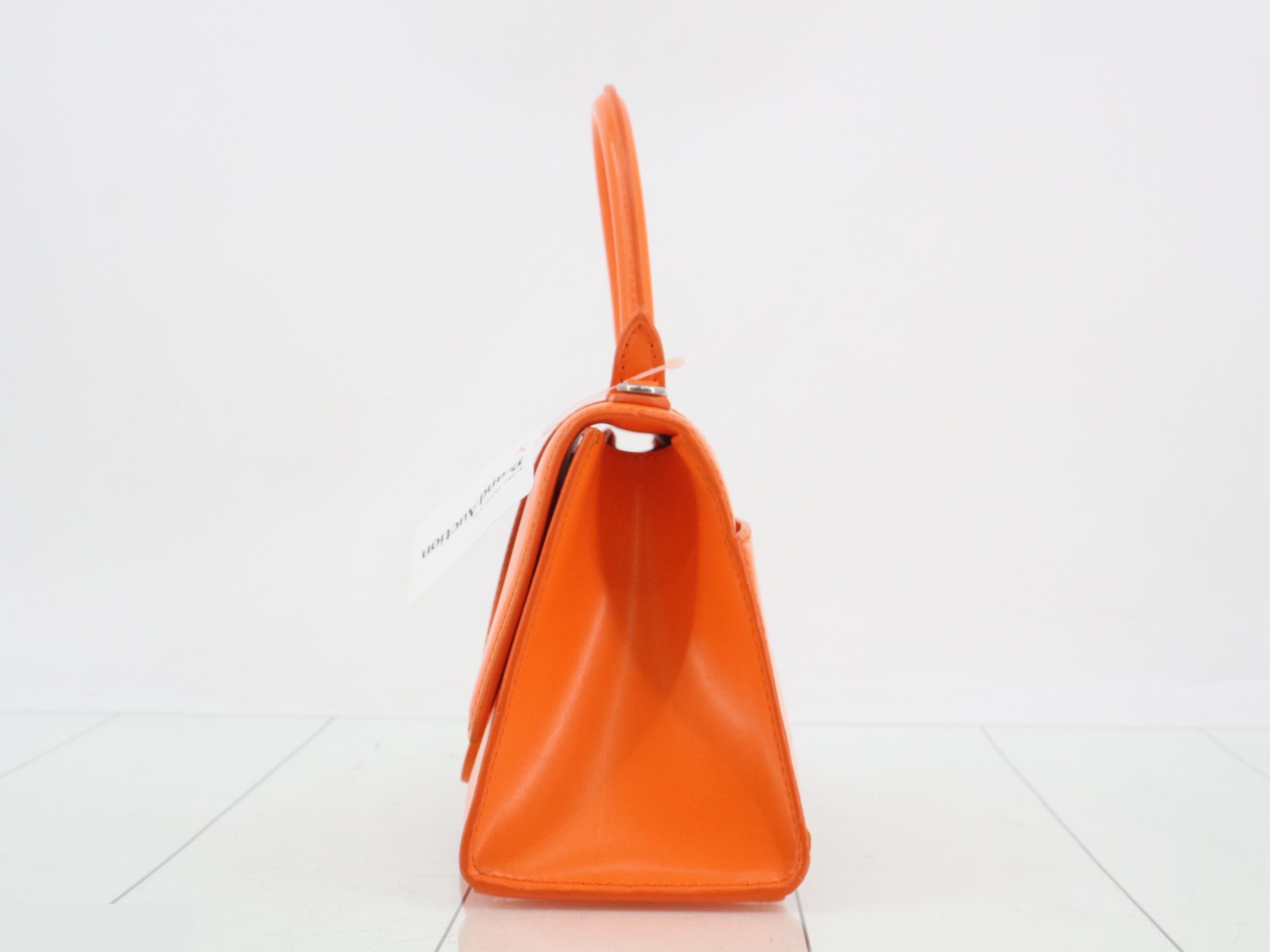 Hourglass 2WAY — view 3
