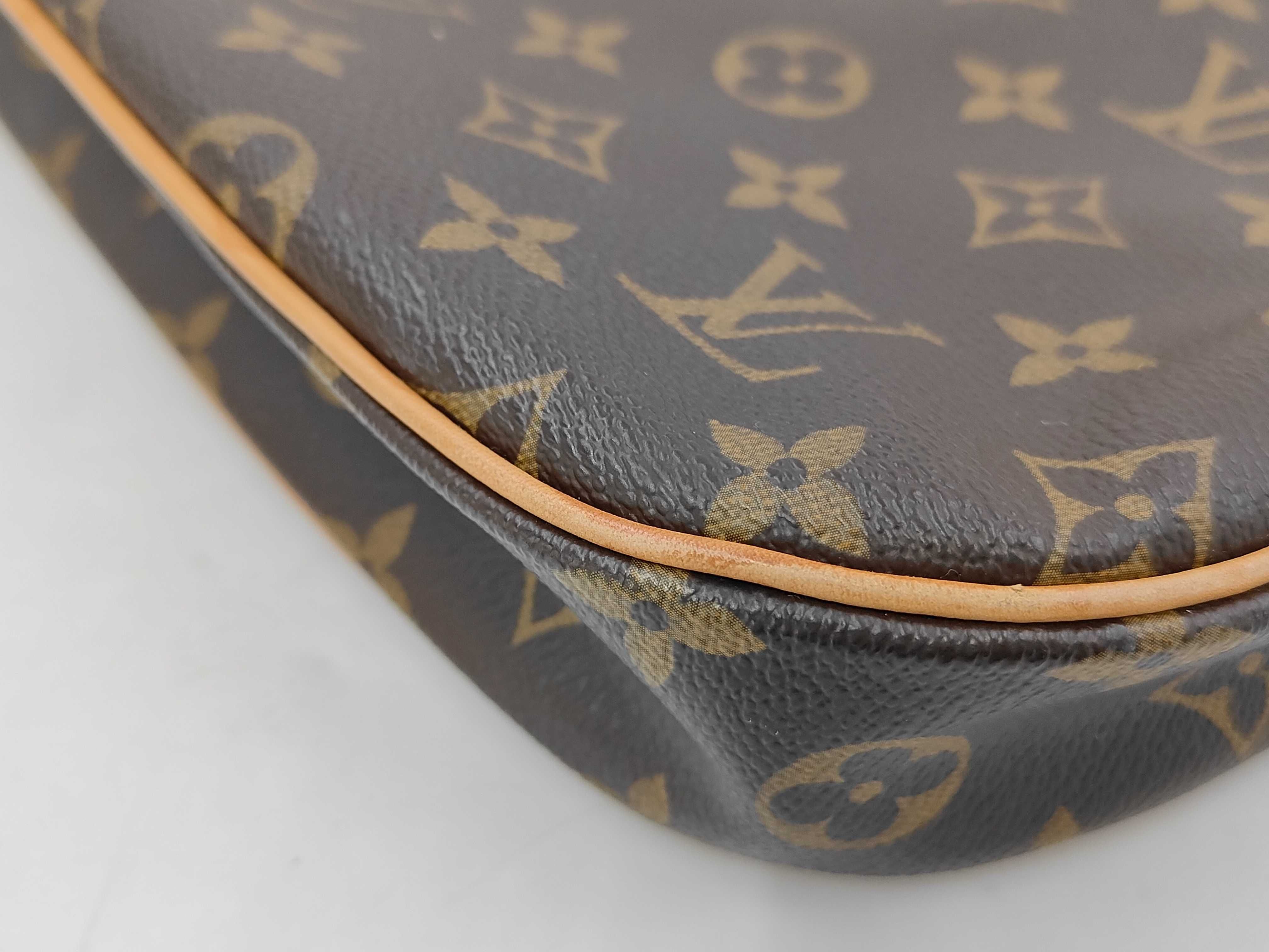 Monogram — view 4